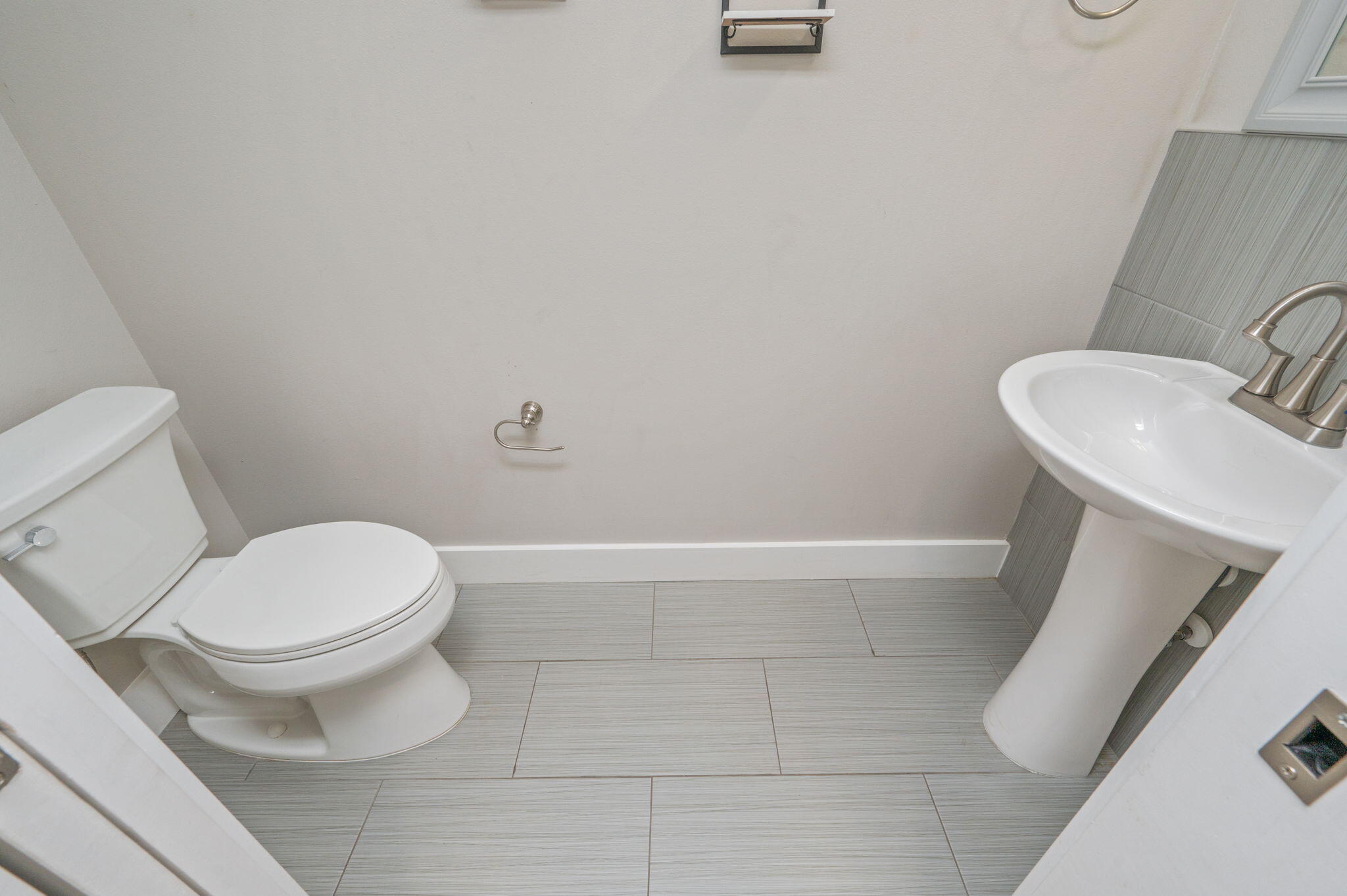 Praiseworthy Dr. - Residential Lease