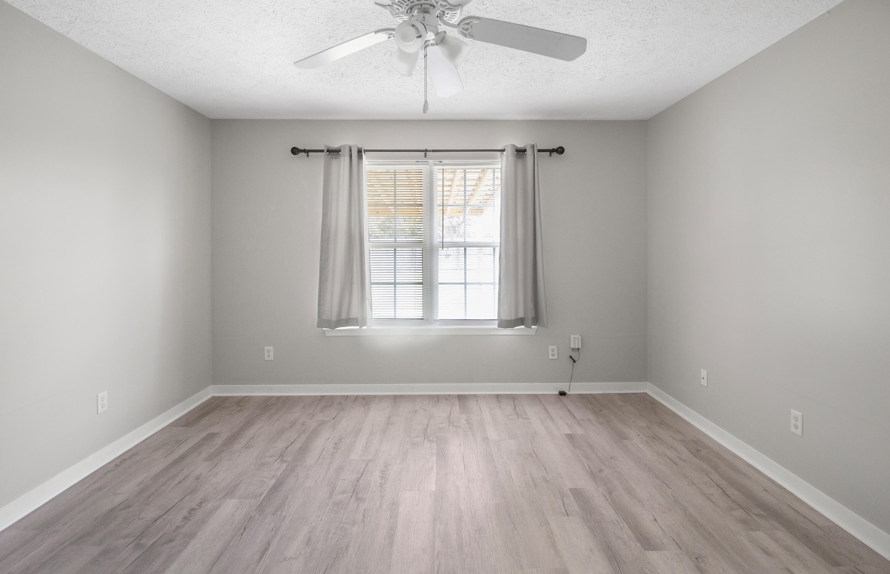 LYNNPOINTE SOUTH PLAT - Residential