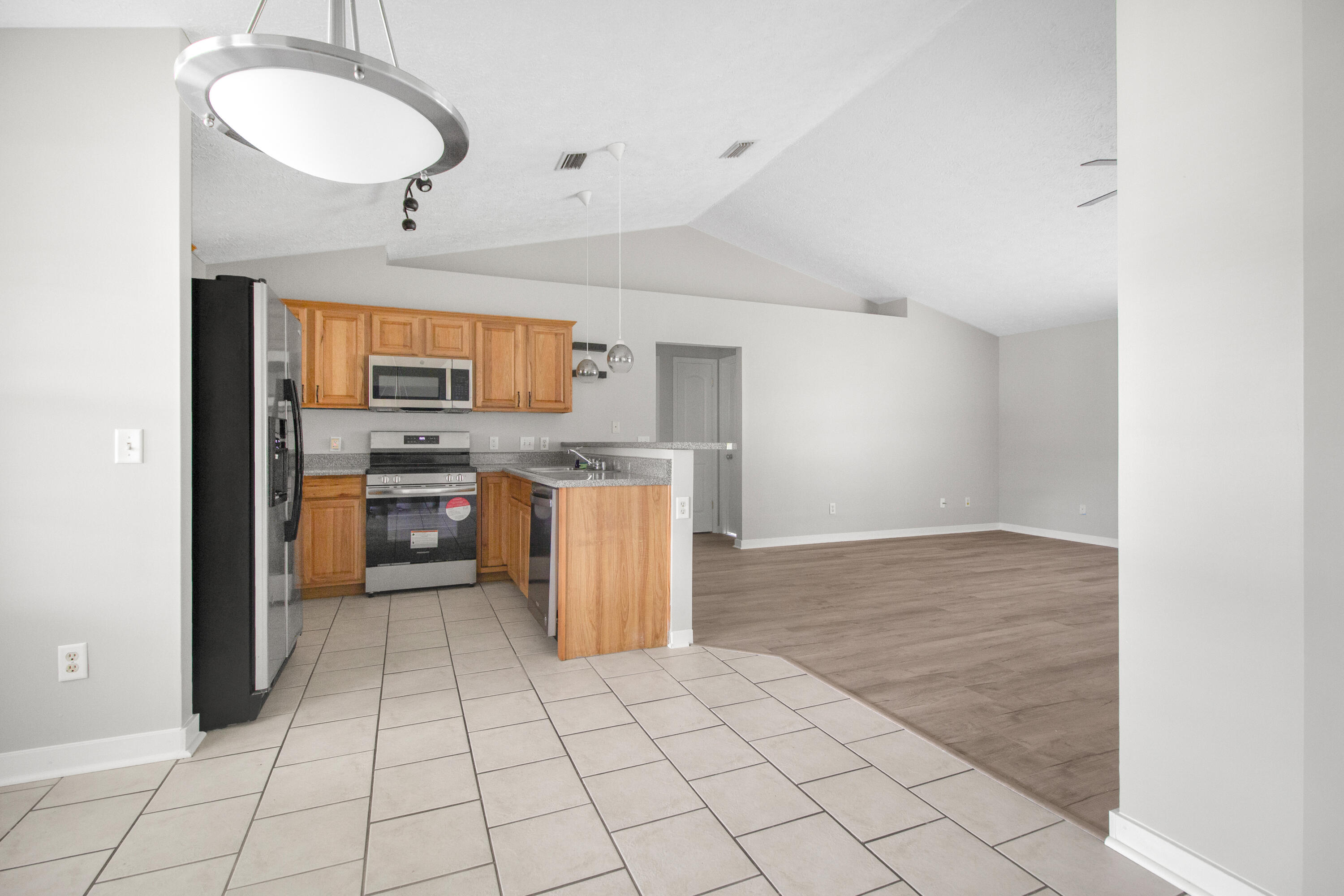 LYNNPOINTE SOUTH PLAT - Residential