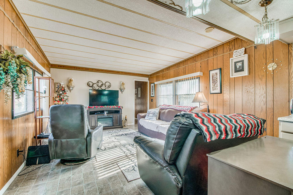 NONESUCH WAY - Residential