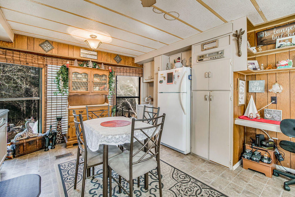 NONESUCH WAY - Residential