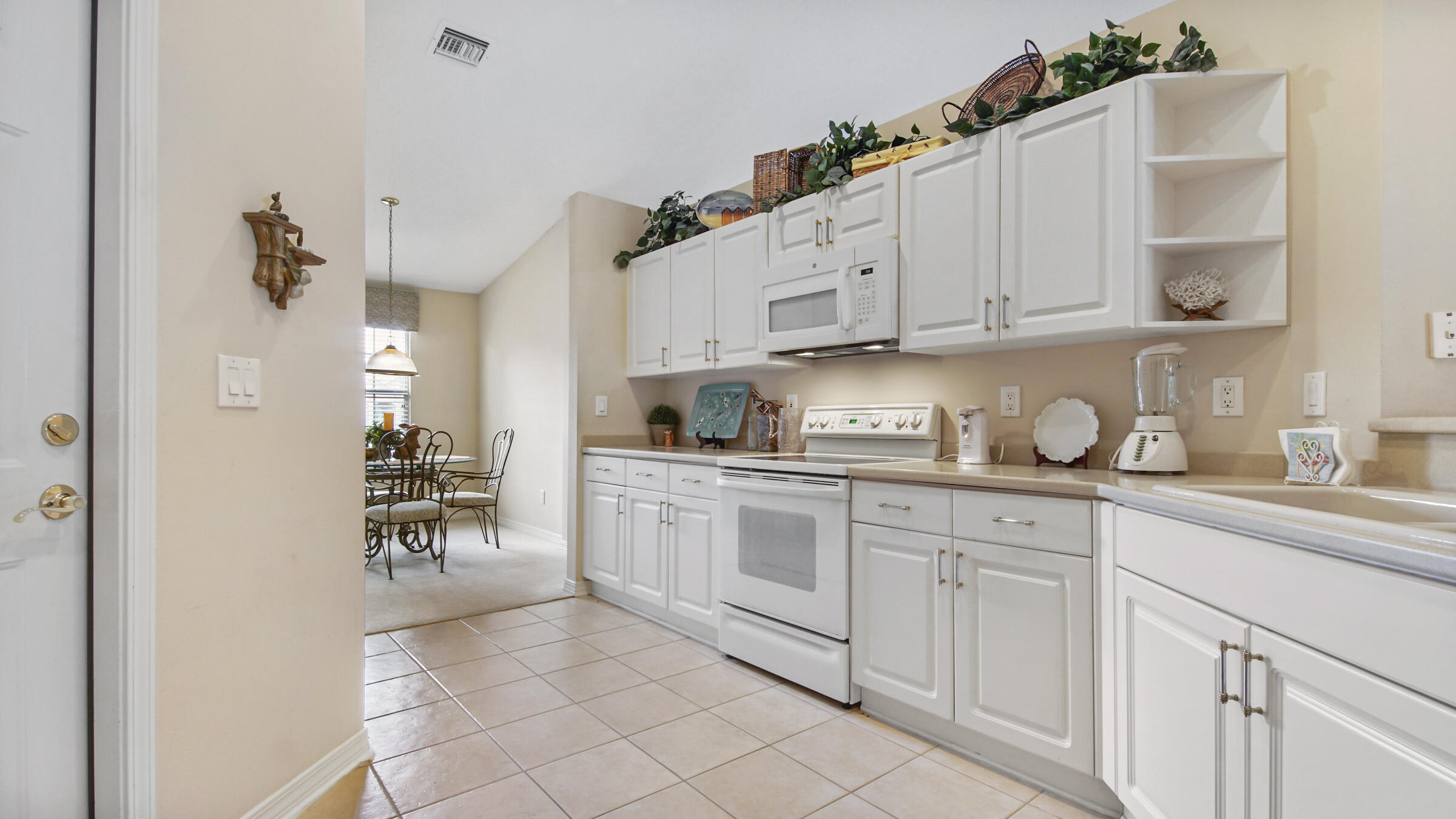 SUMMERWOOD - Residential