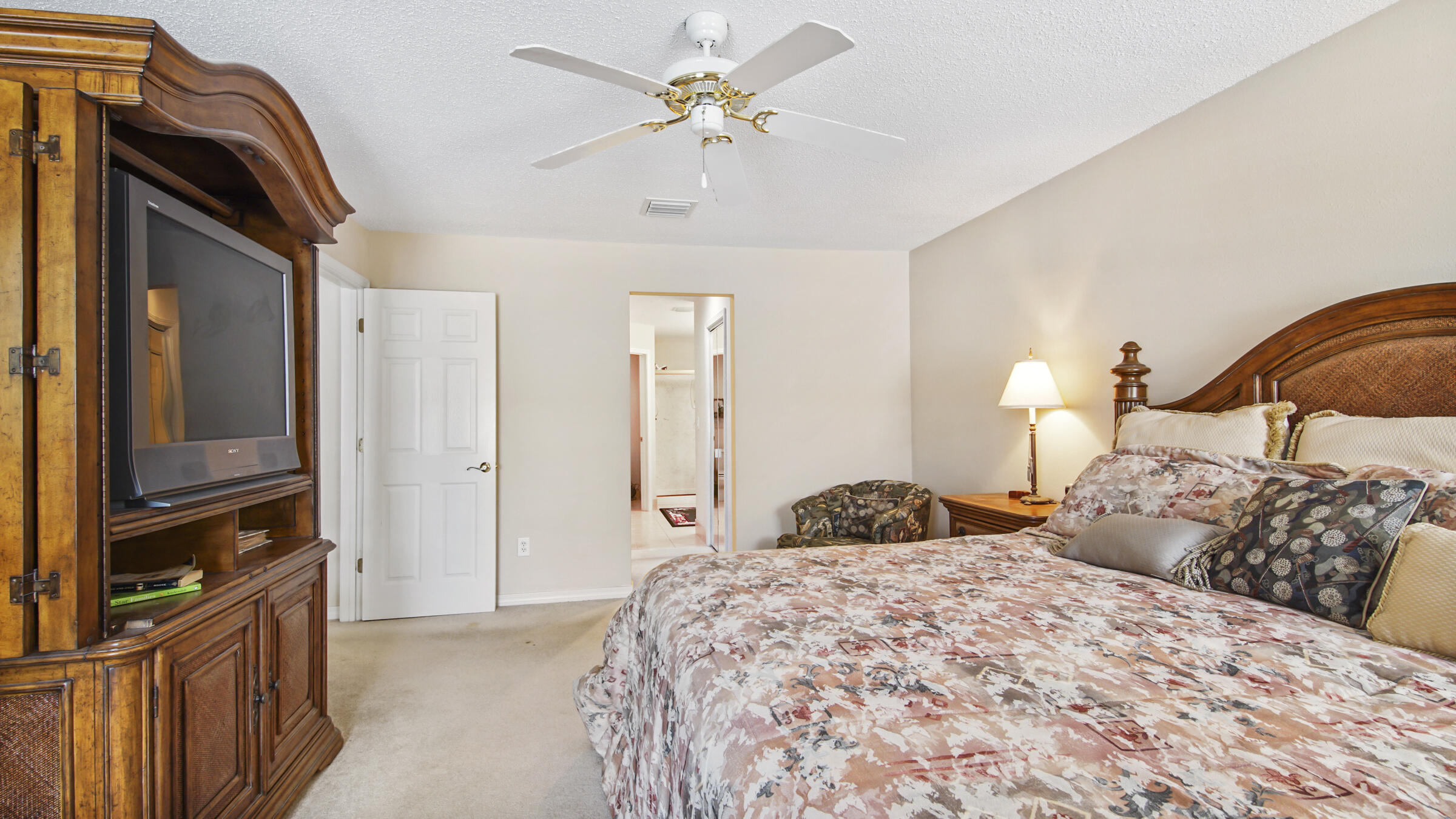 SUMMERWOOD - Residential