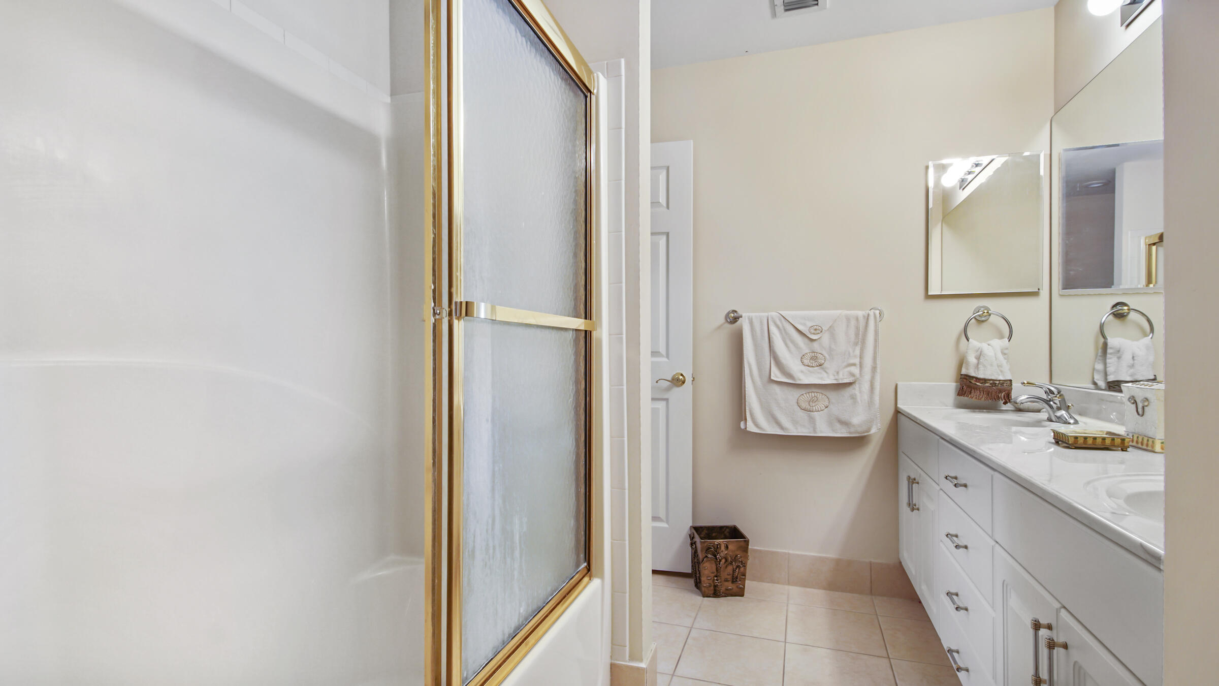 SUMMERWOOD - Residential