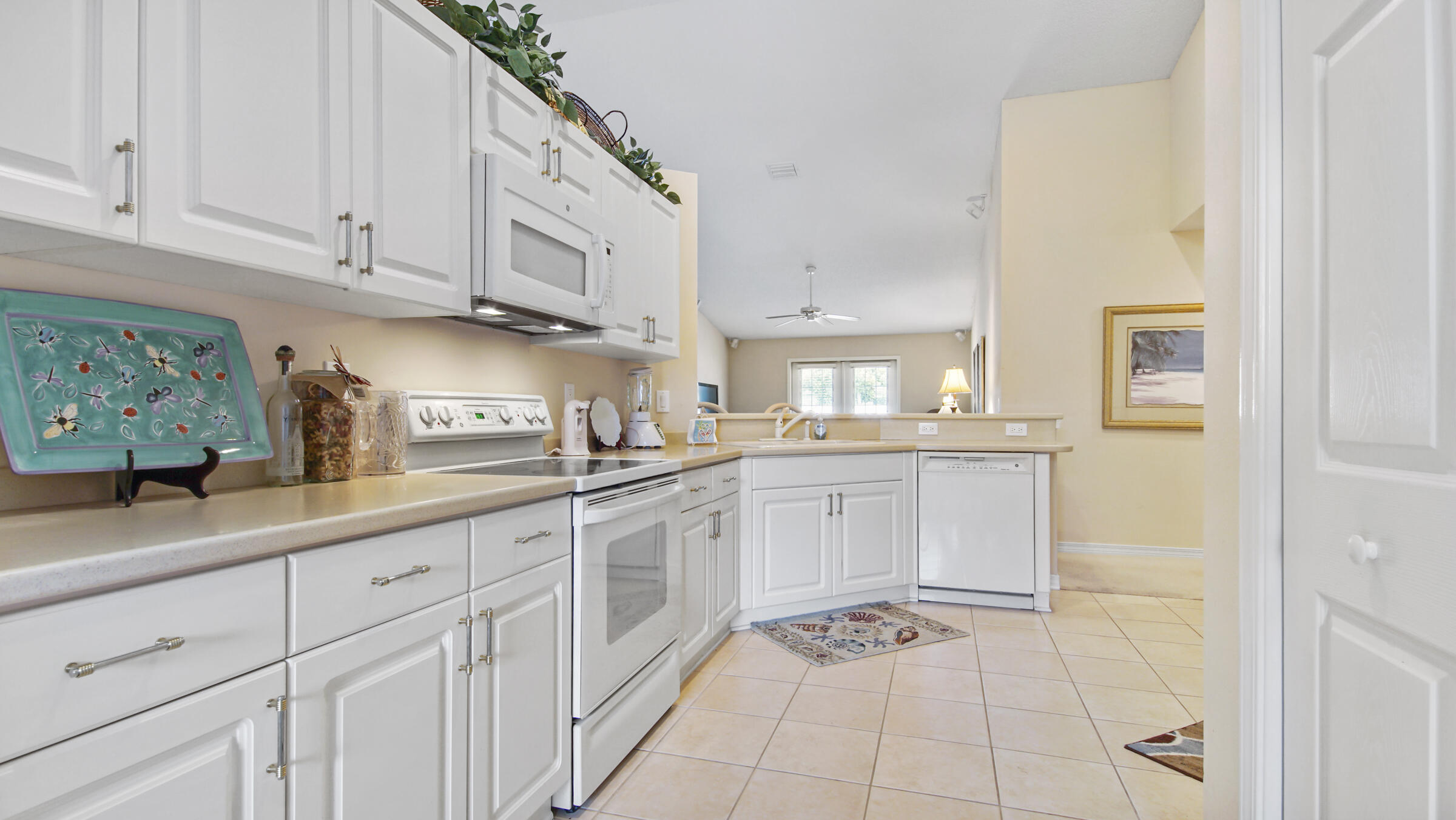 SUMMERWOOD - Residential