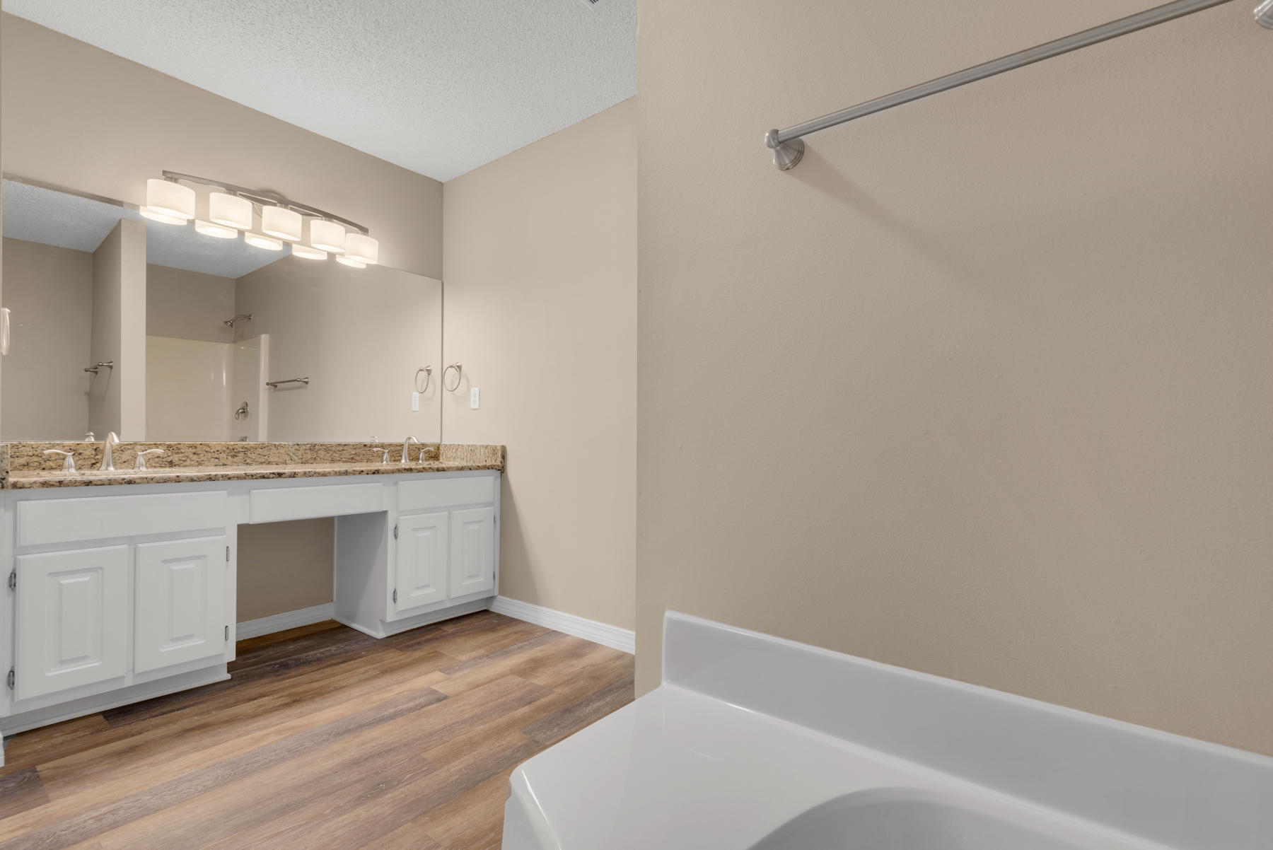 EMERALD VILLAGE S/D - Residential