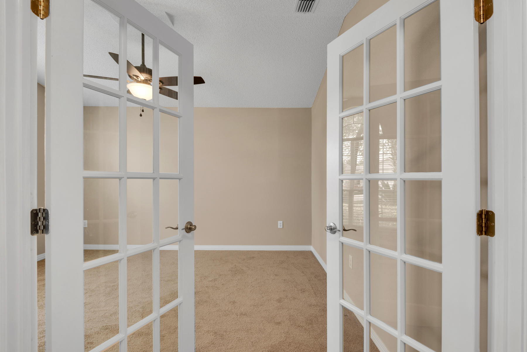 EMERALD VILLAGE S/D - Residential