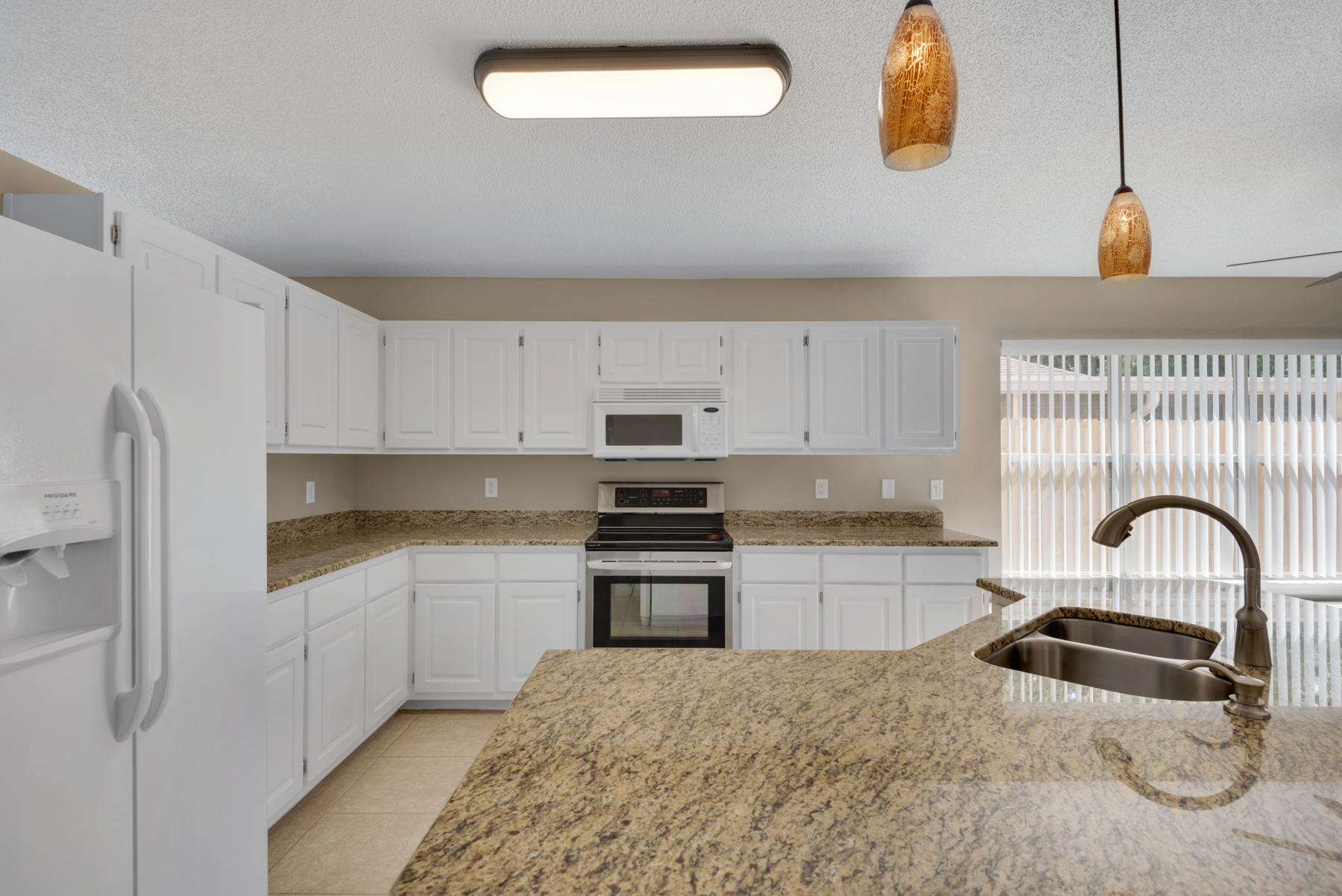 EMERALD VILLAGE S/D - Residential