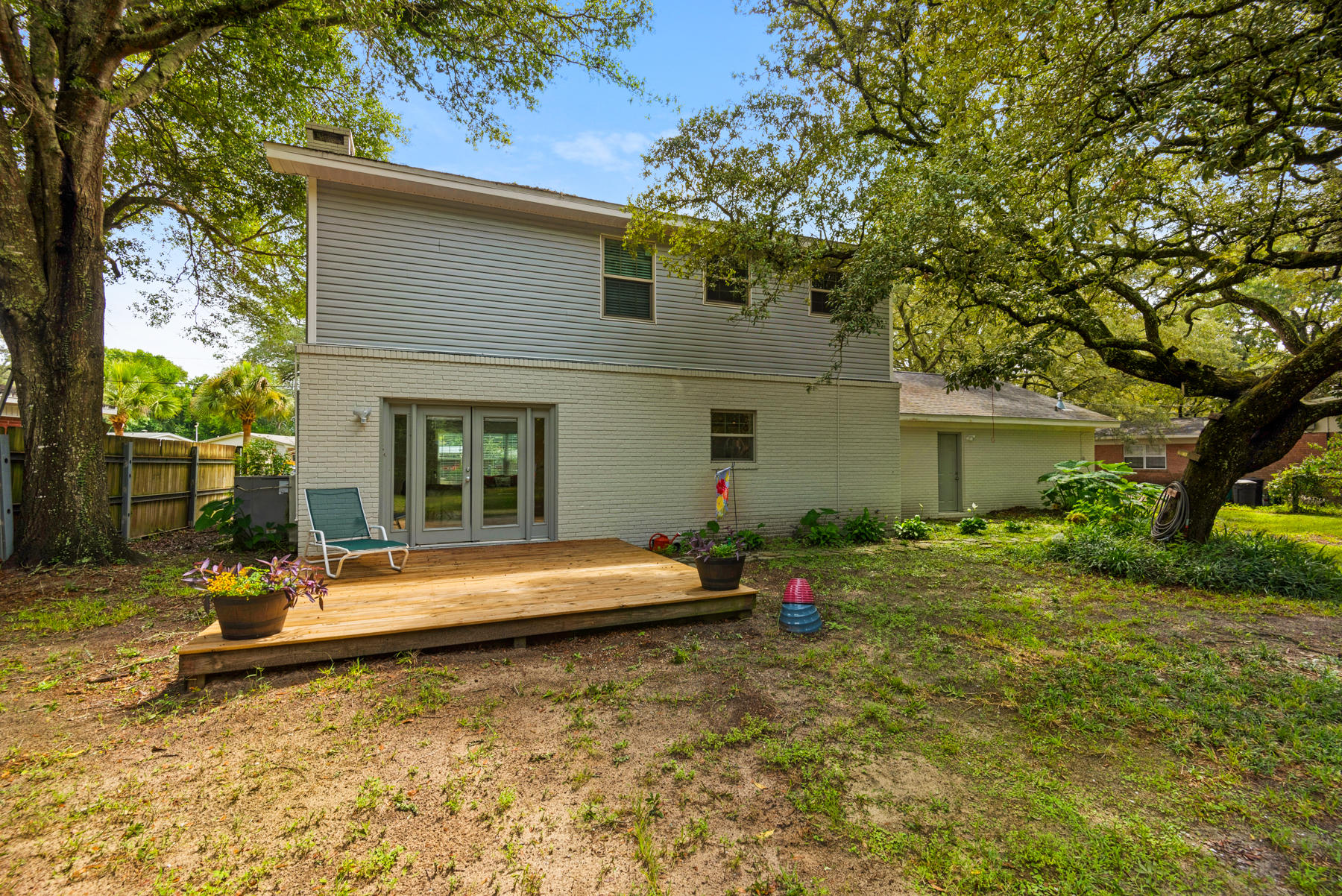 COLONY ESTATES lot 42, block 4 - Residential