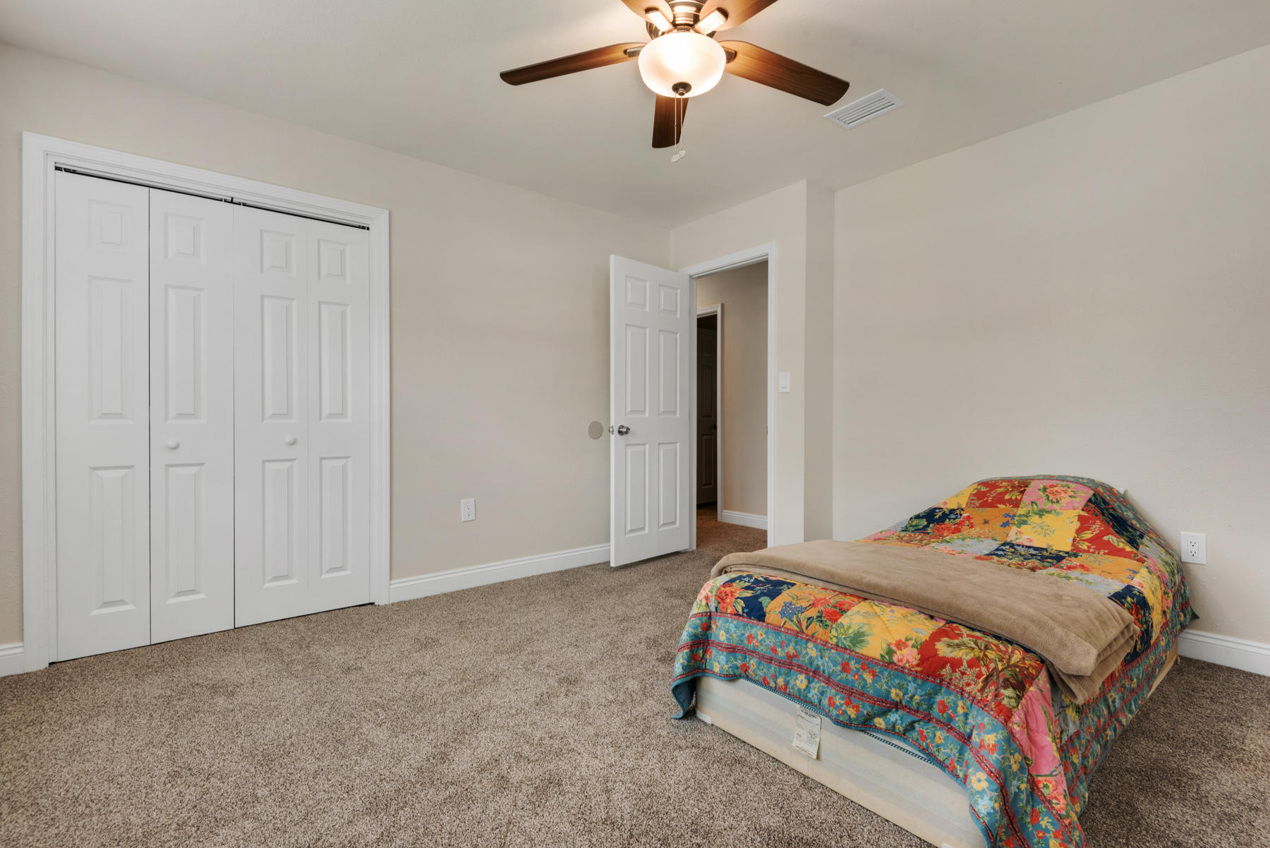 COLONY ESTATES lot 42, block 4 - Residential