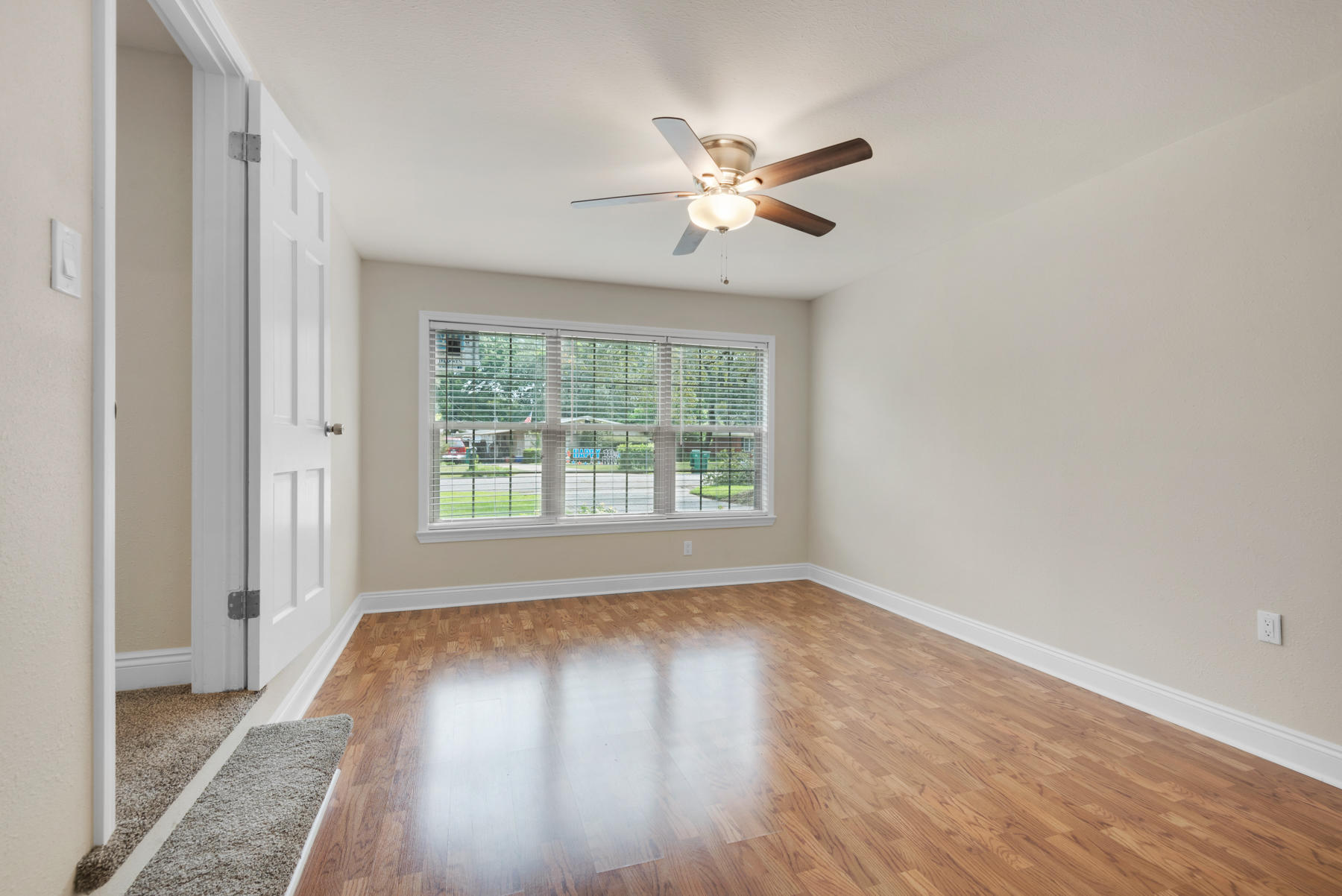 COLONY ESTATES lot 42, block 4 - Residential