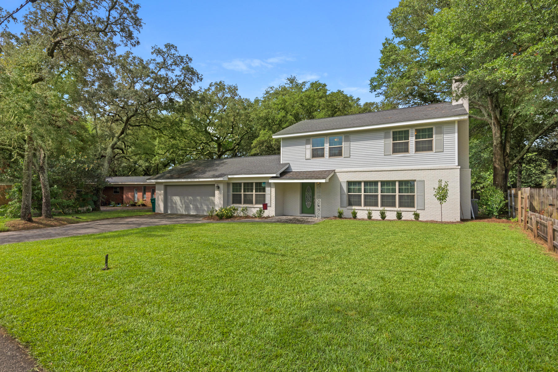 COLONY ESTATES lot 42, block 4 - Residential