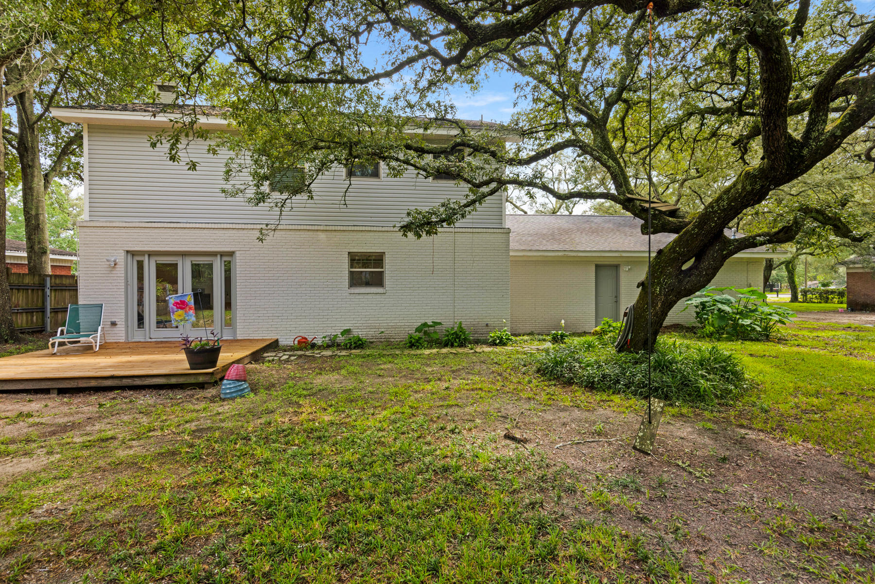 COLONY ESTATES lot 42, block 4 - Residential