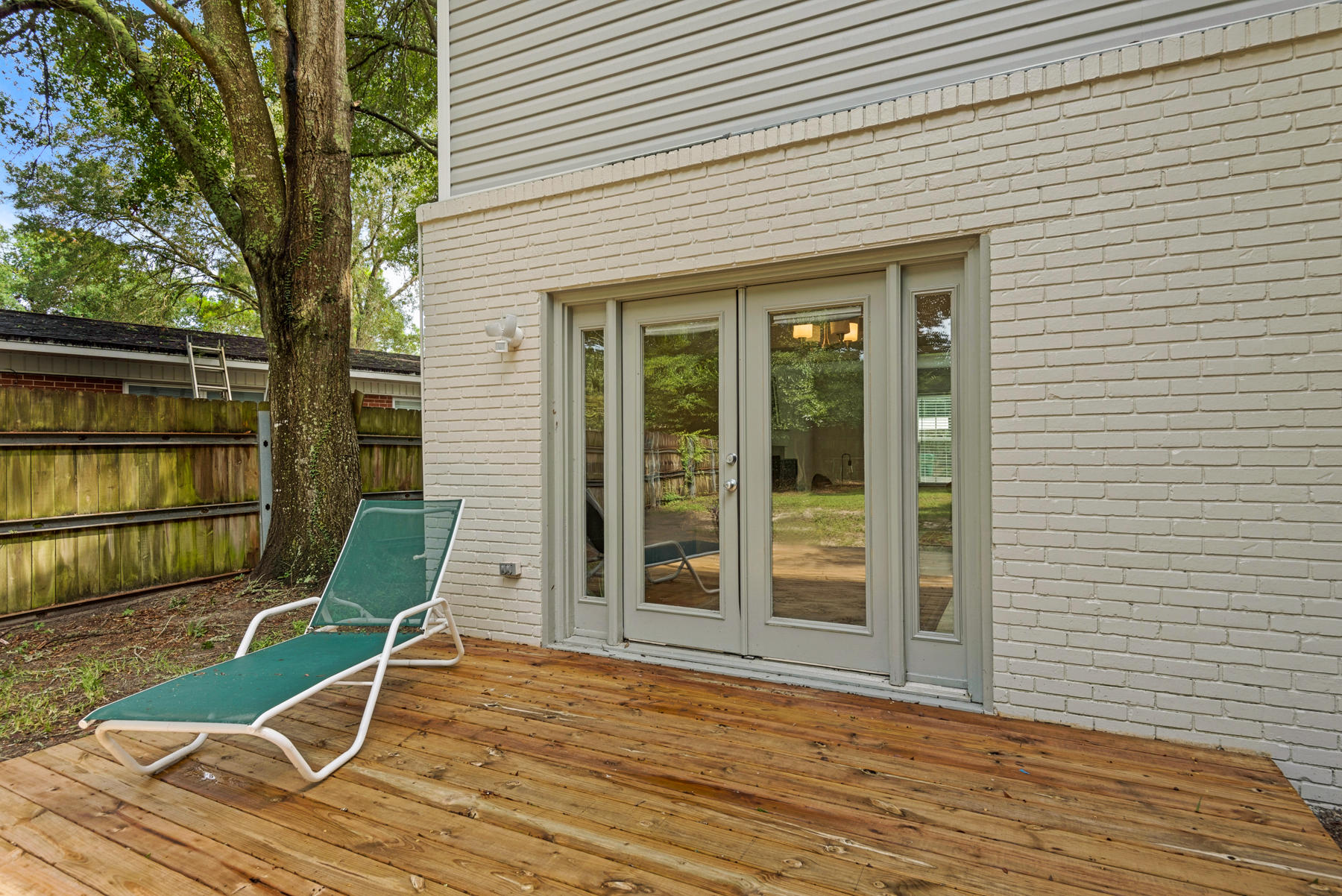 COLONY ESTATES lot 42, block 4 - Residential