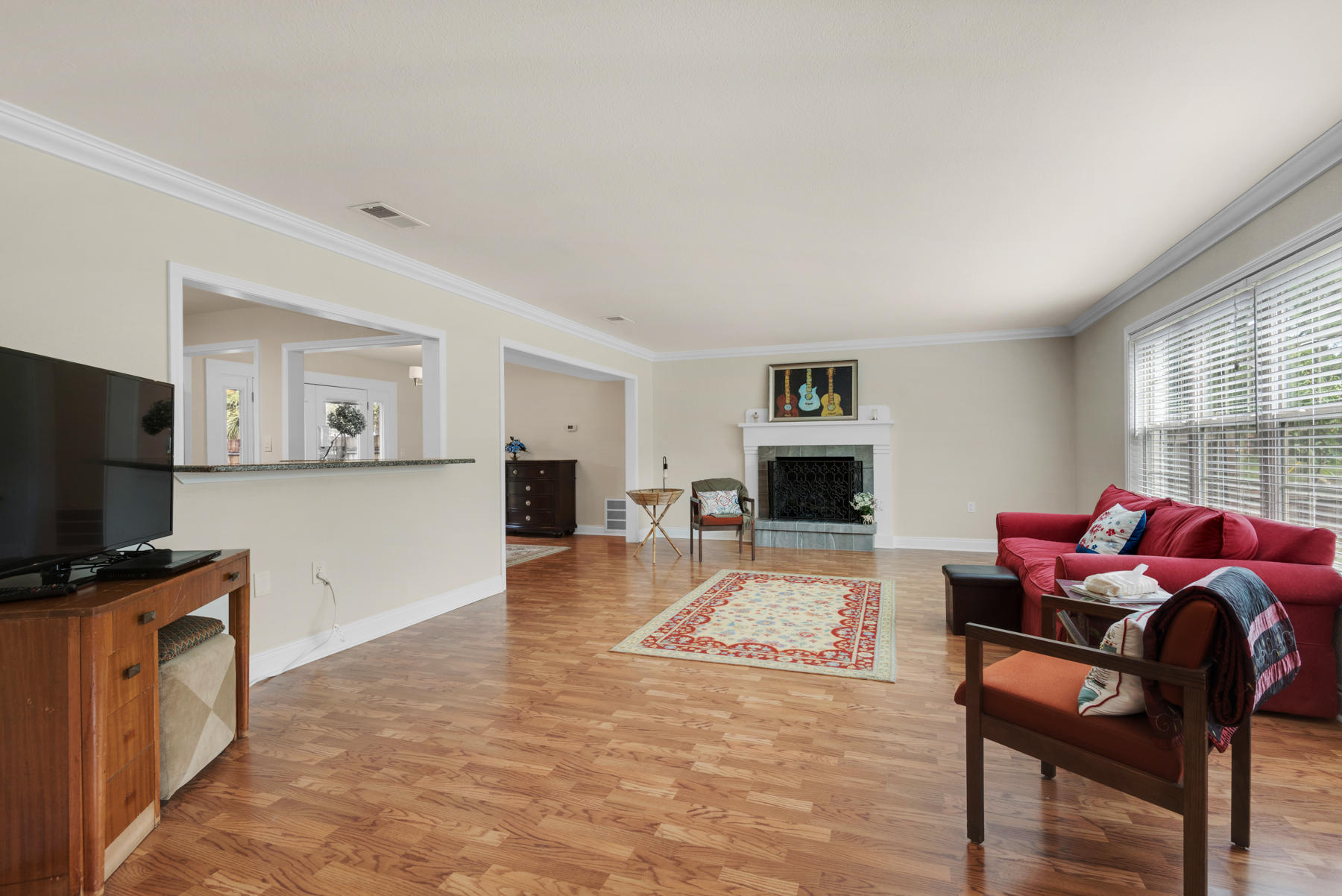 COLONY ESTATES lot 42, block 4 - Residential