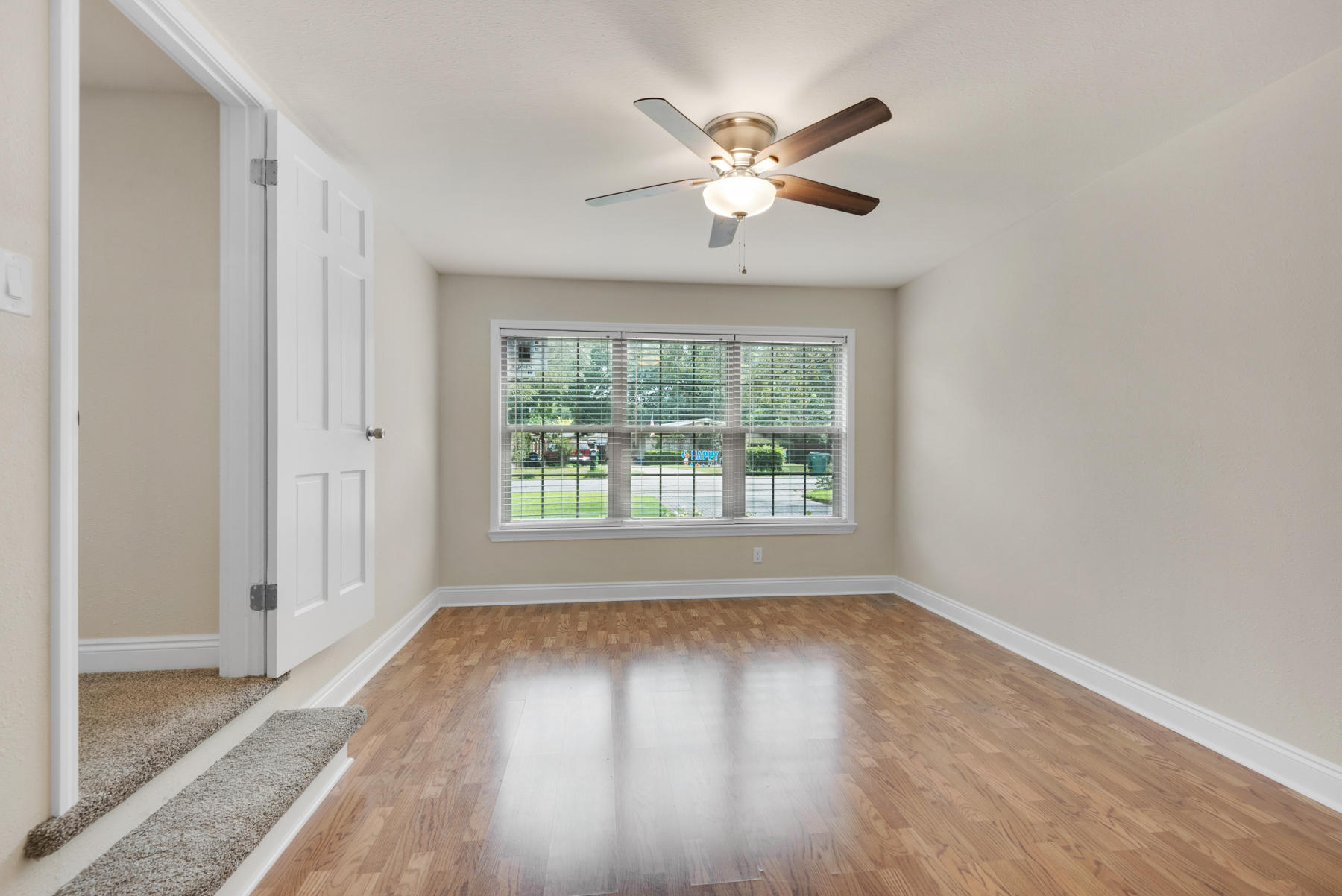 COLONY ESTATES lot 42, block 4 - Residential