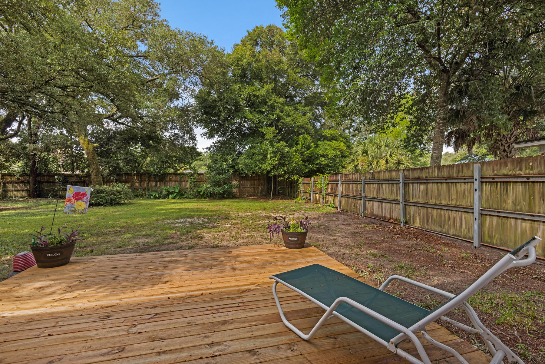 COLONY ESTATES lot 42, block 4 - Residential