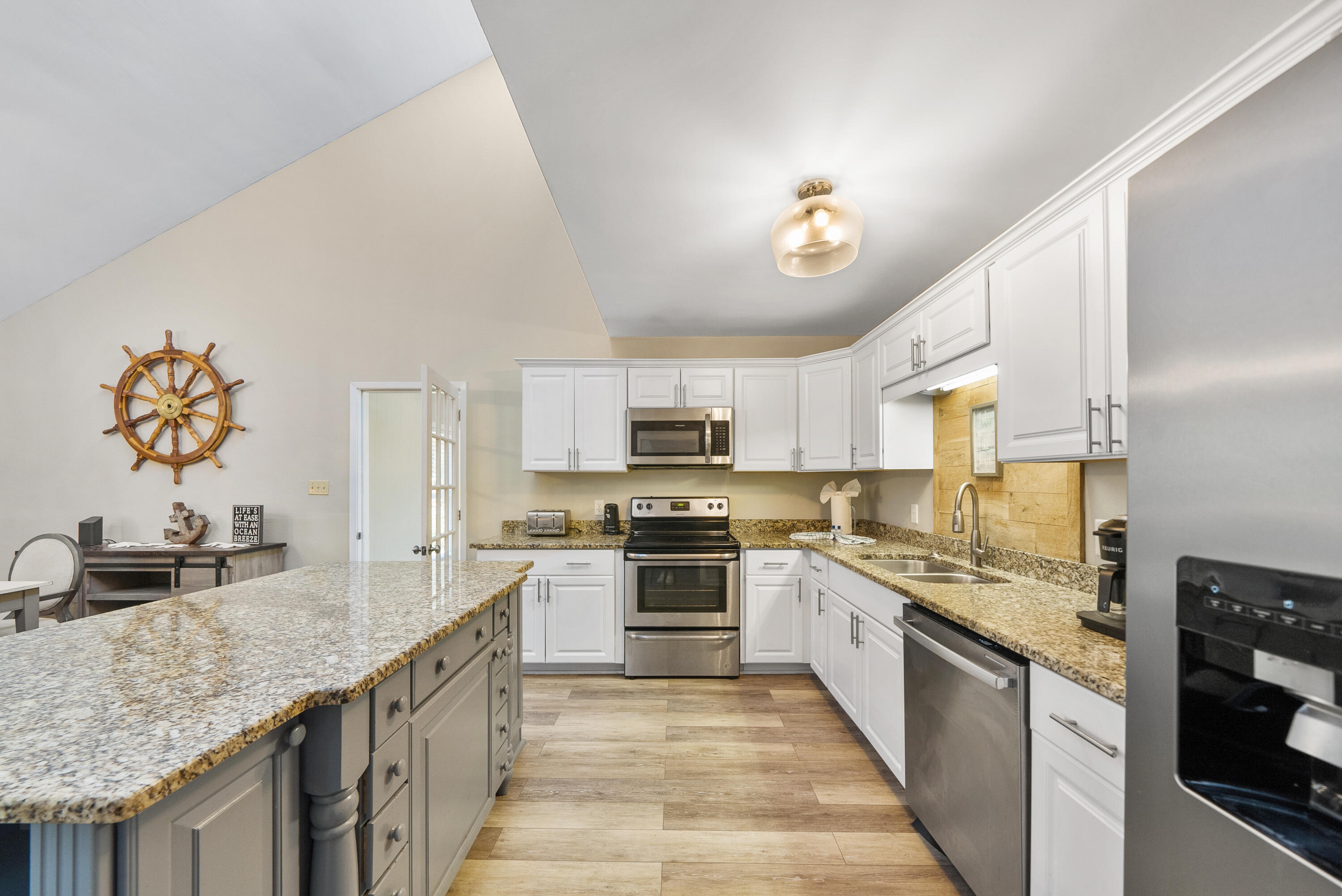 GULF PINES - Residential