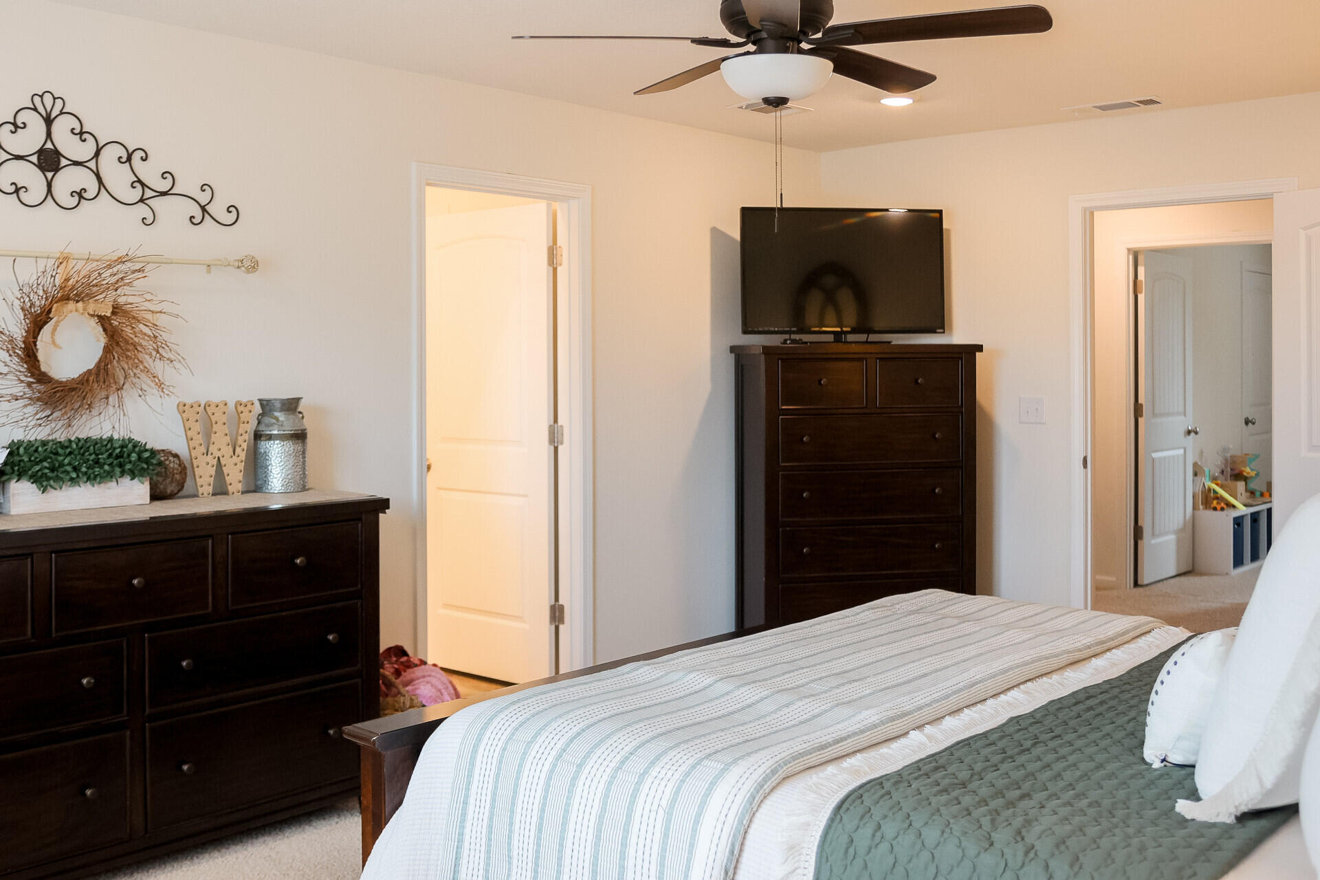 REDSTONE COMMONS - Residential