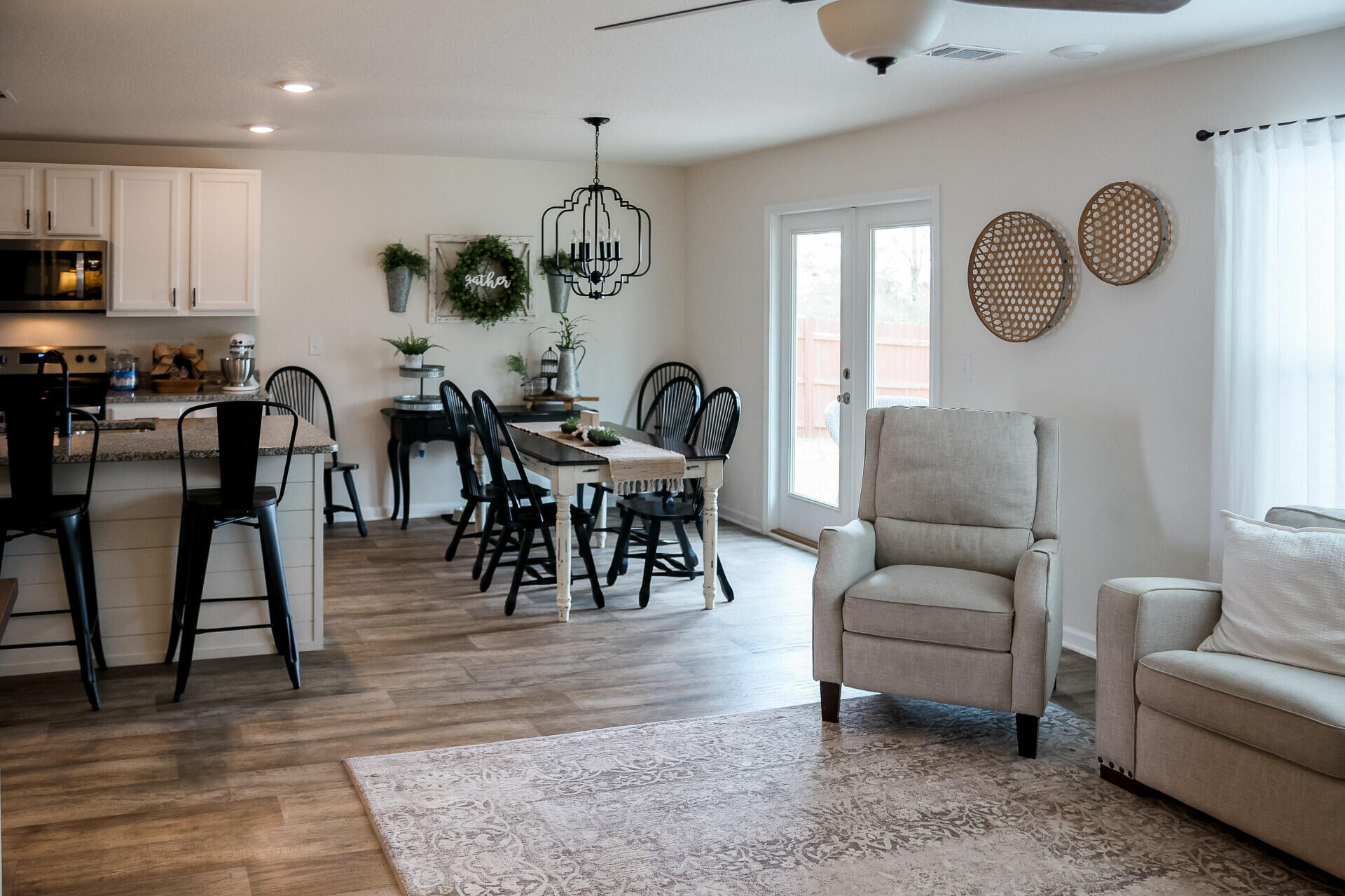 REDSTONE COMMONS - Residential