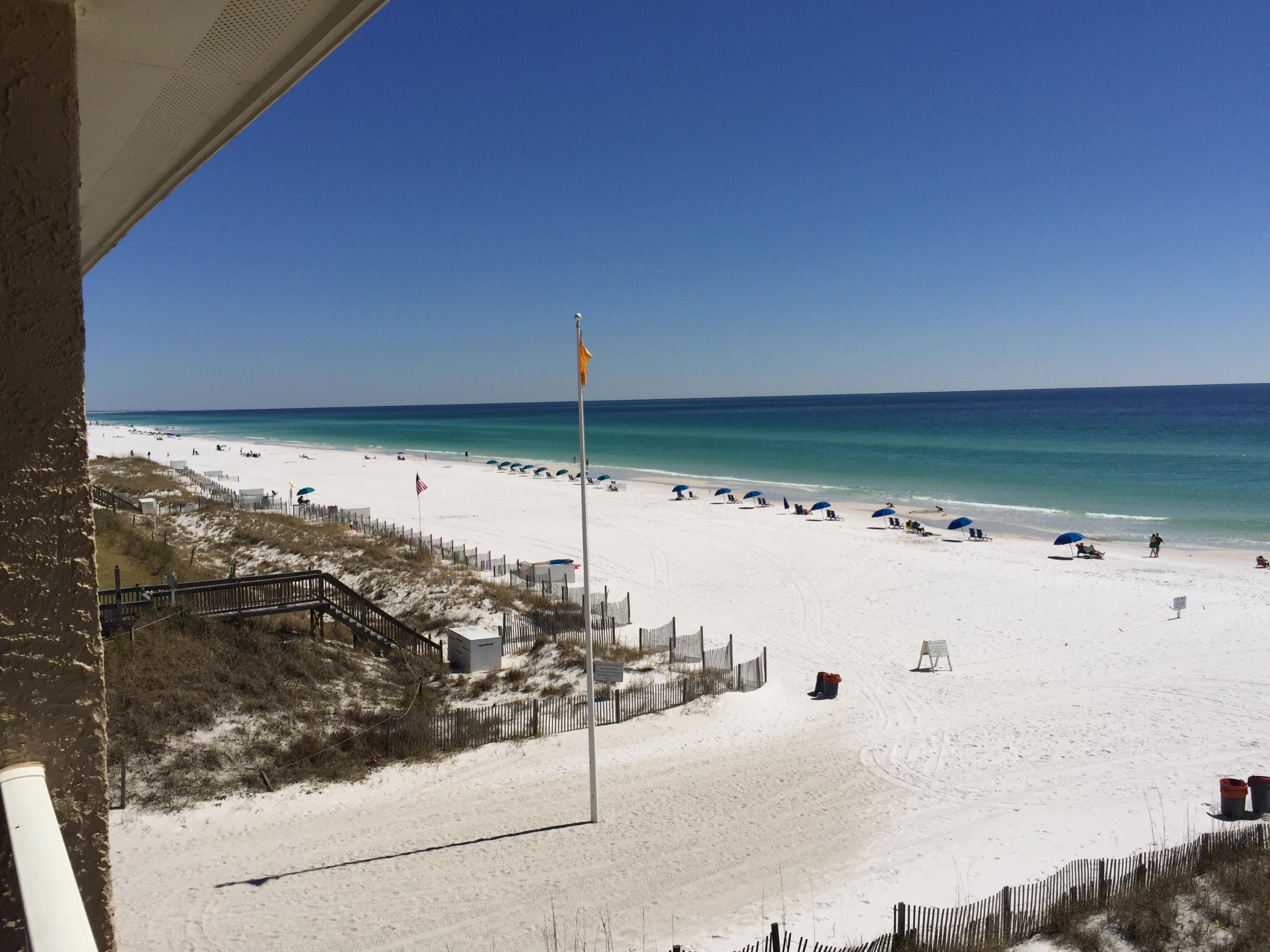 CRYSTAL VILLAS CONDO PH 2 - Residential