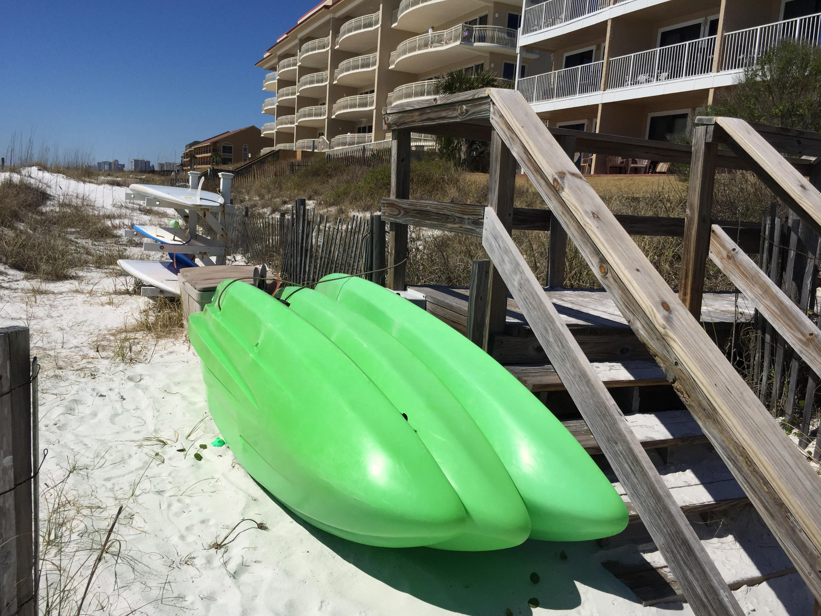 CRYSTAL VILLAS CONDO PH 2 - Residential