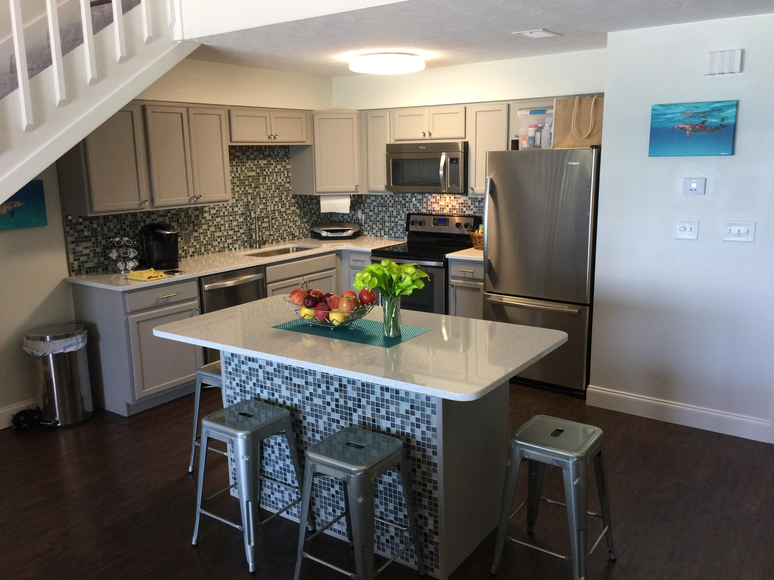 CRYSTAL VILLAS CONDO PH 2 - Residential