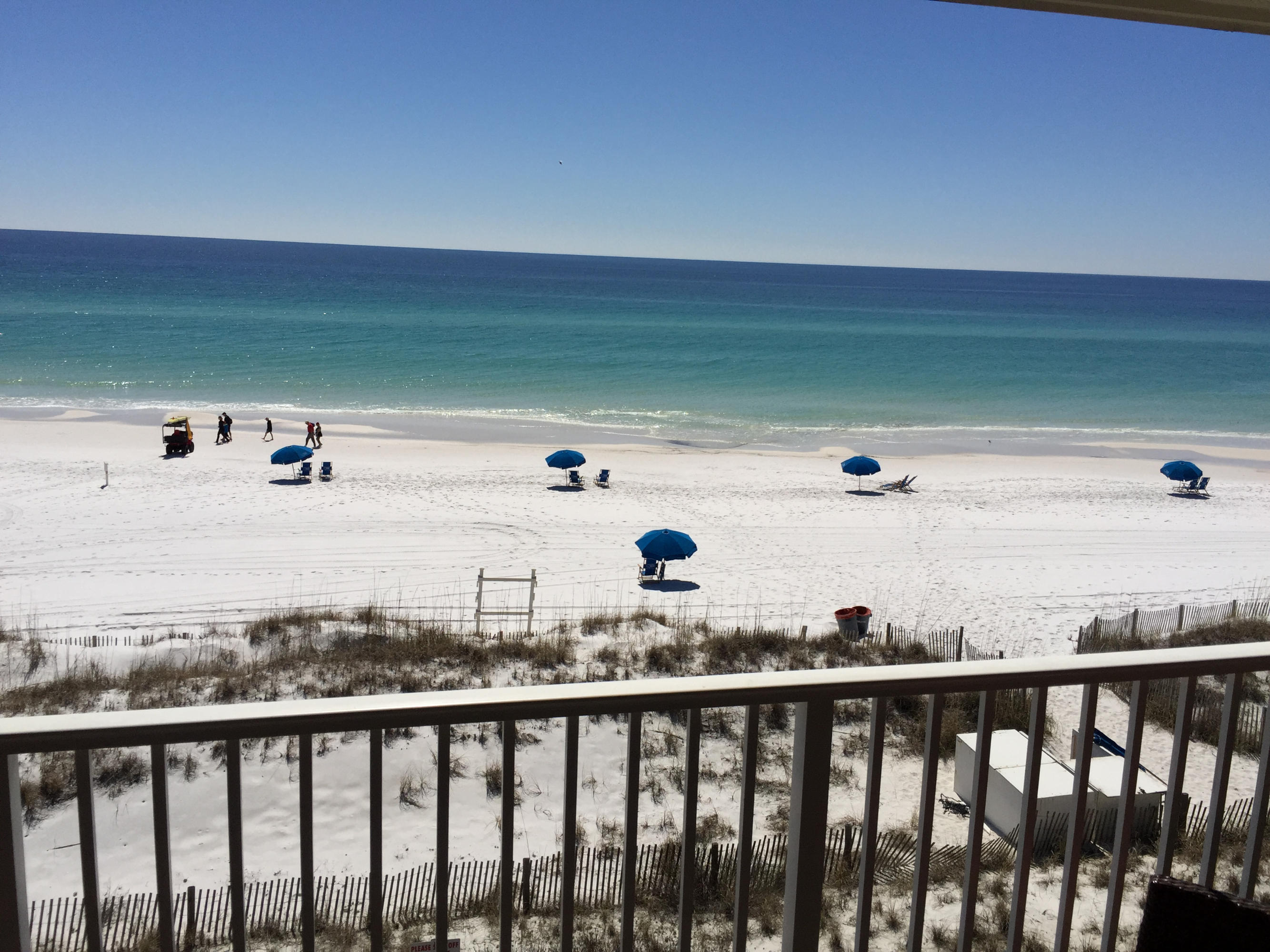 CRYSTAL VILLAS CONDO PH 2 - Residential