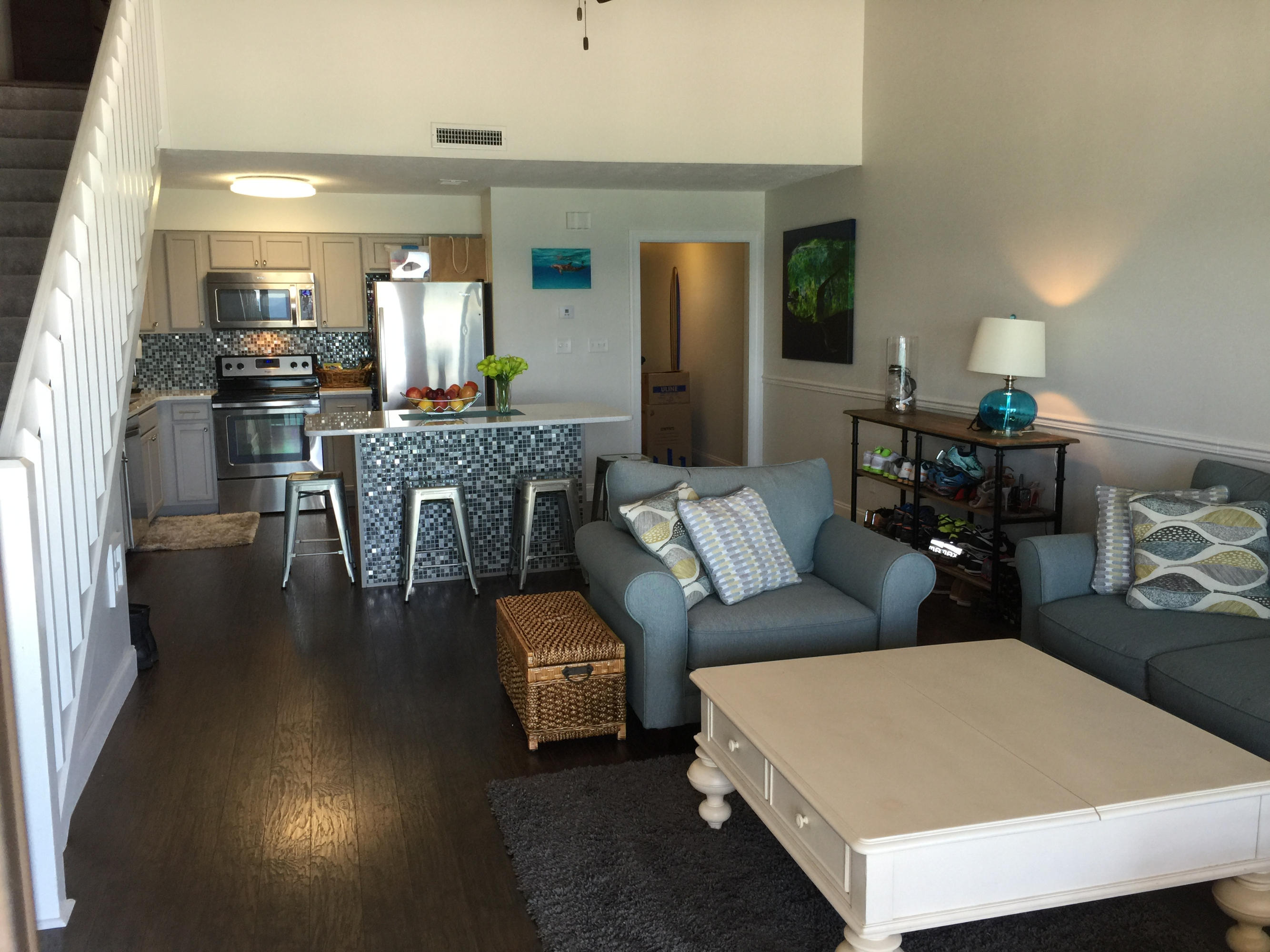 CRYSTAL VILLAS CONDO PH 2 - Residential