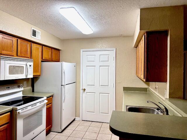 INDIAN LAKE - Residential Lease