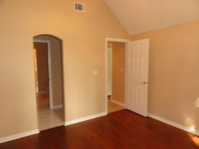 KENNEDY LAKES 1ST ADDN - Residential