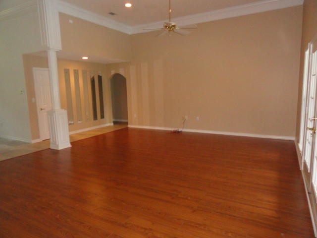 KENNEDY LAKES 1ST ADDN - Residential