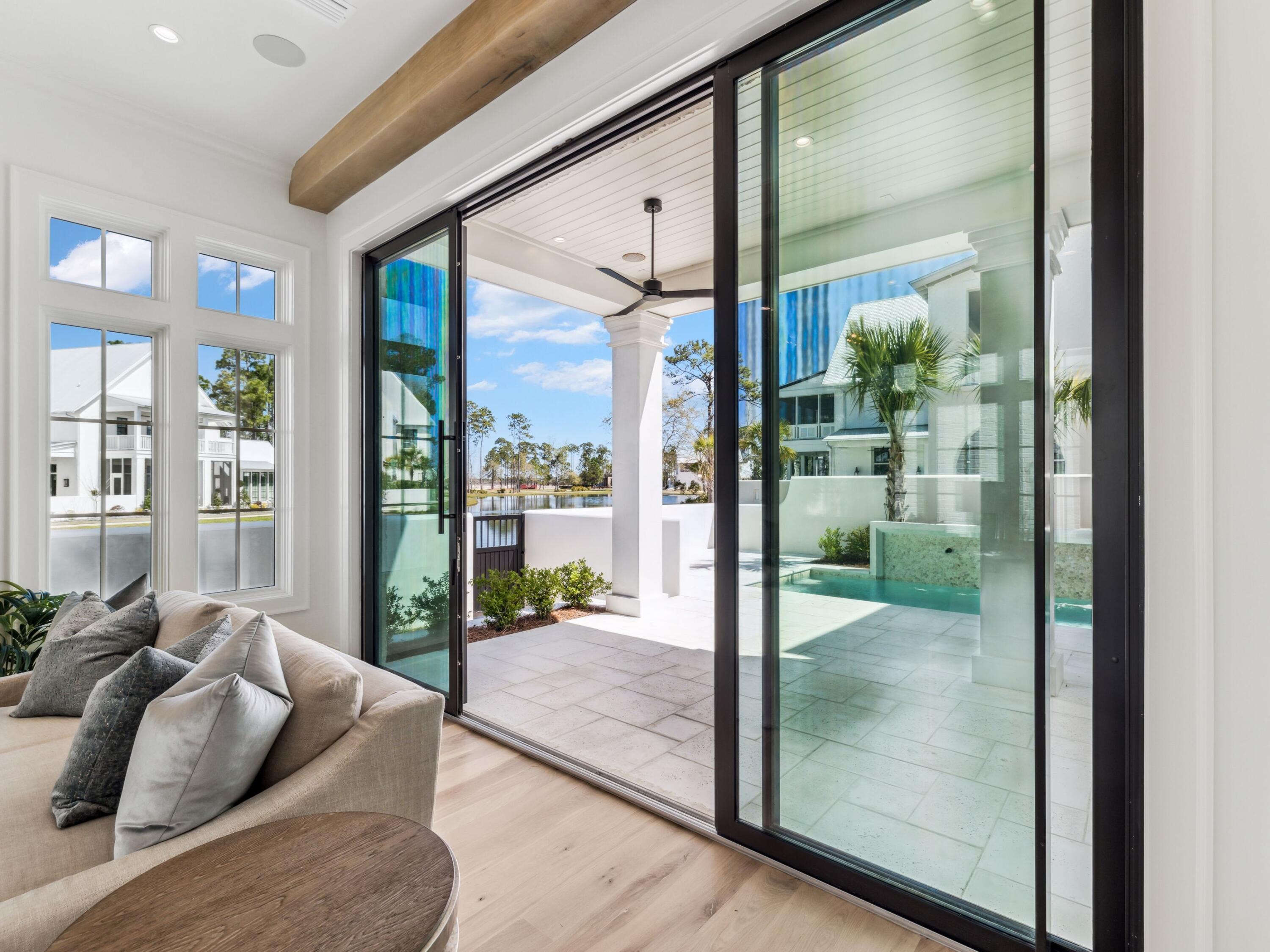 CHURCHILL OAKS - Residential