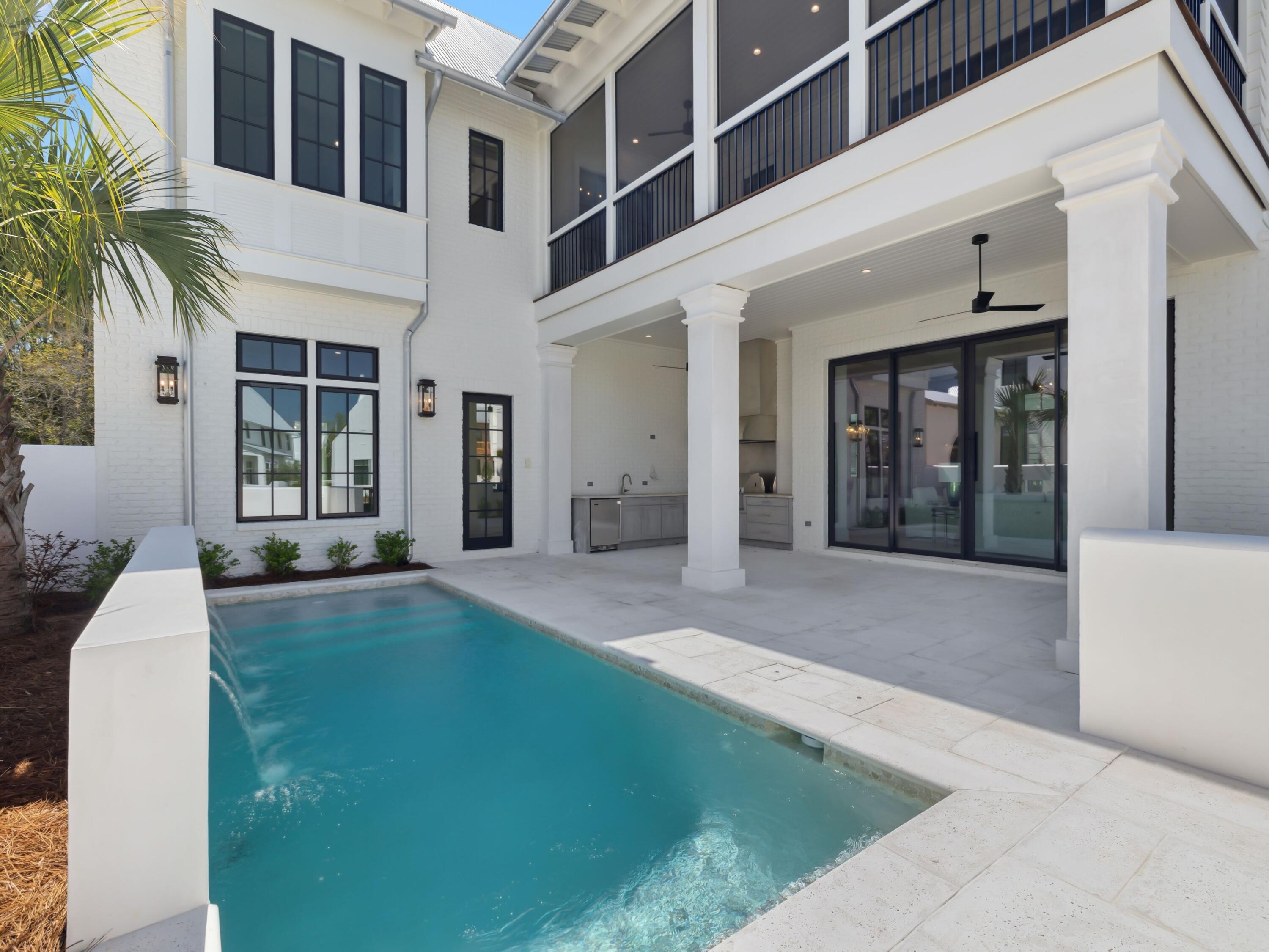 CHURCHILL OAKS - Residential