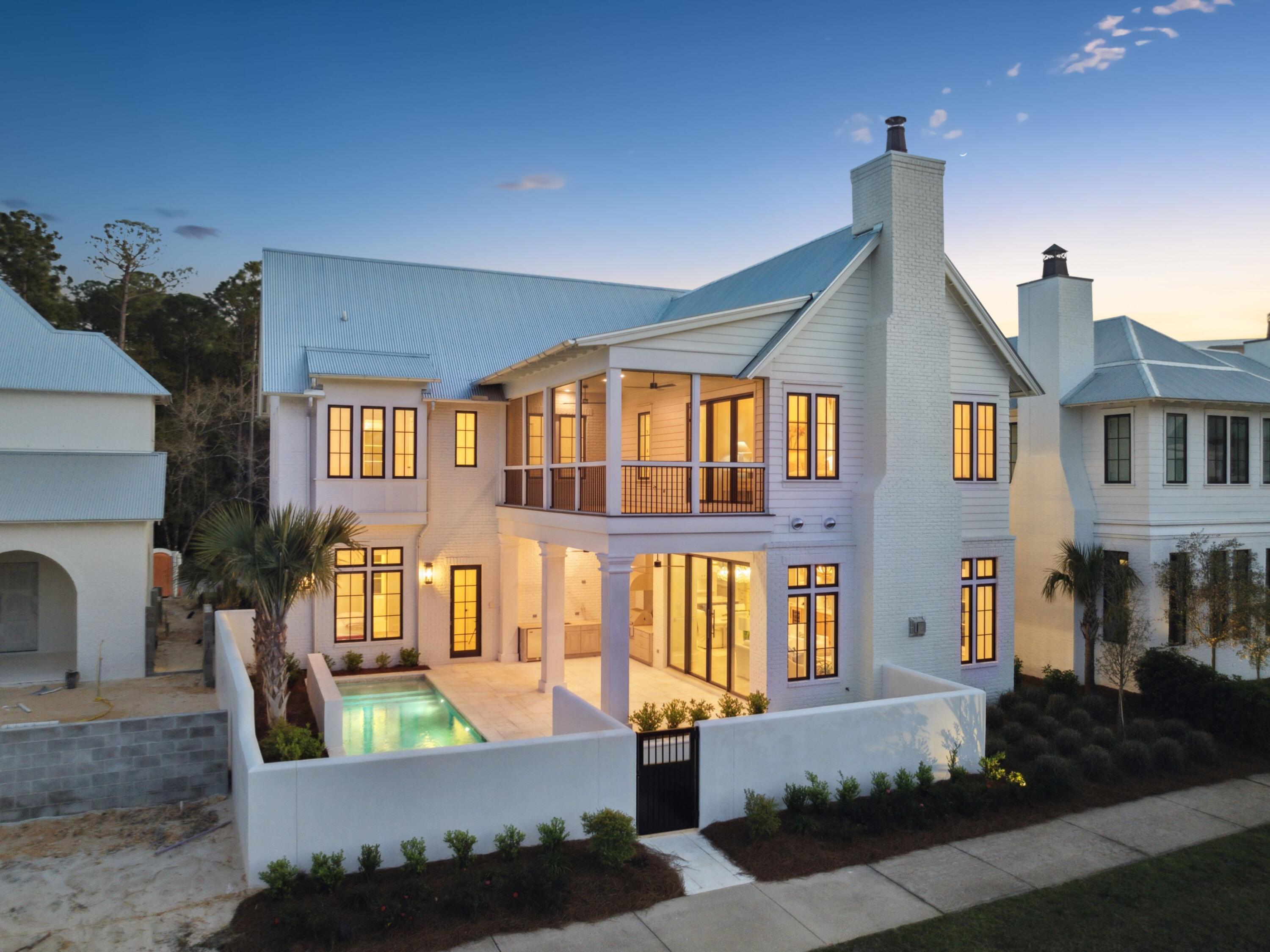 CHURCHILL OAKS - Residential