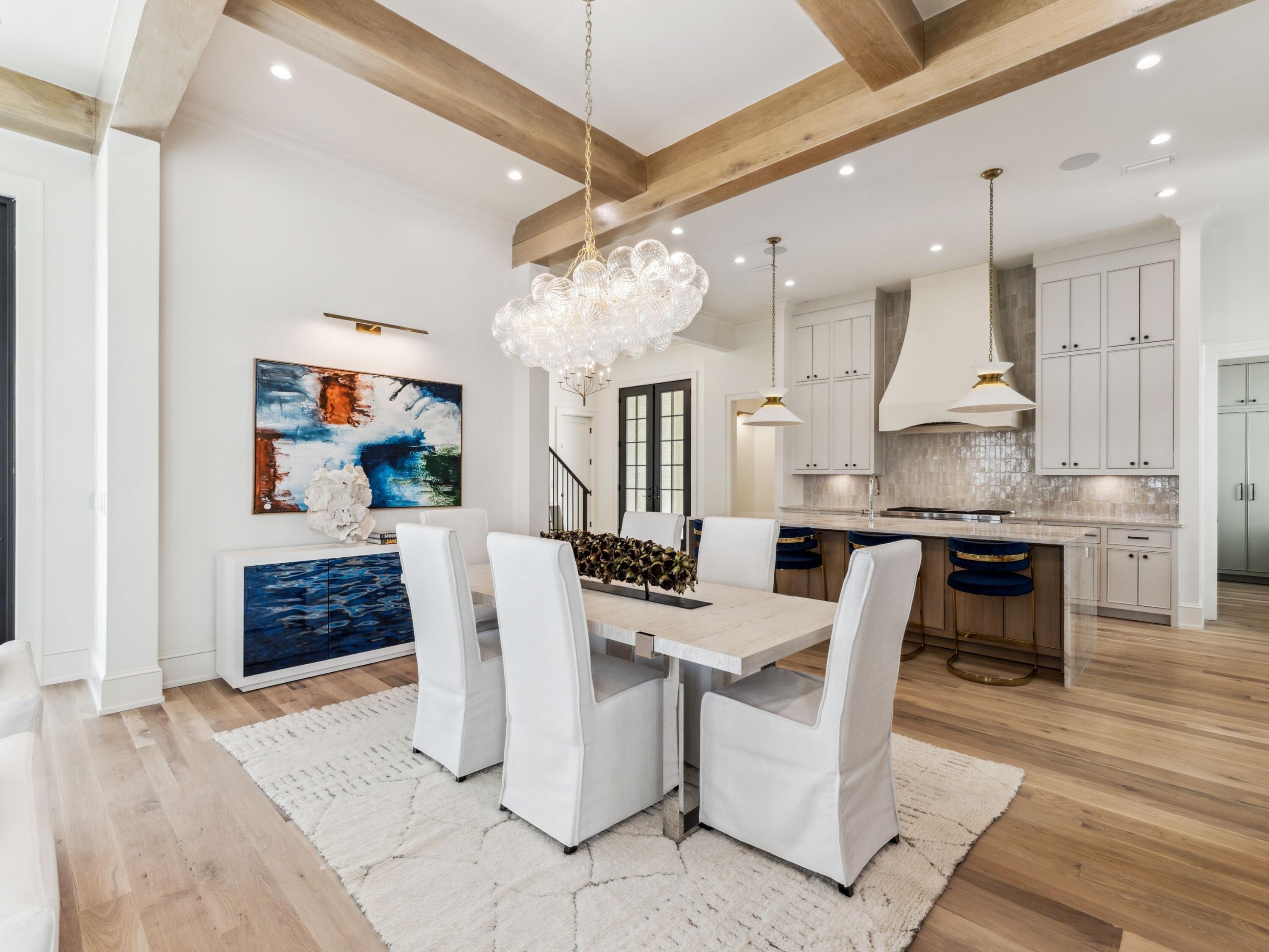 CHURCHILL OAKS - Residential