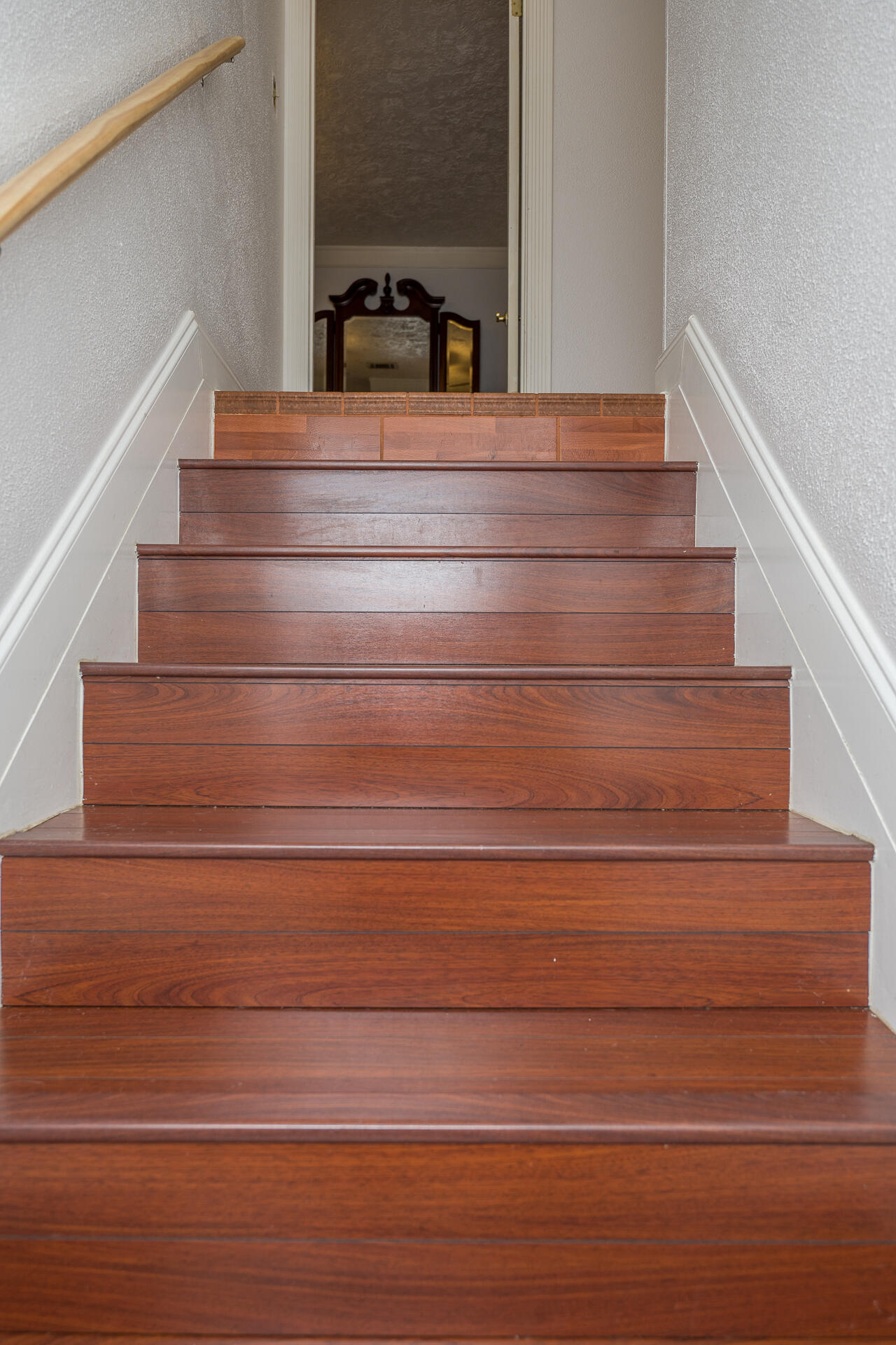 CANTERBURY WOODS - Residential