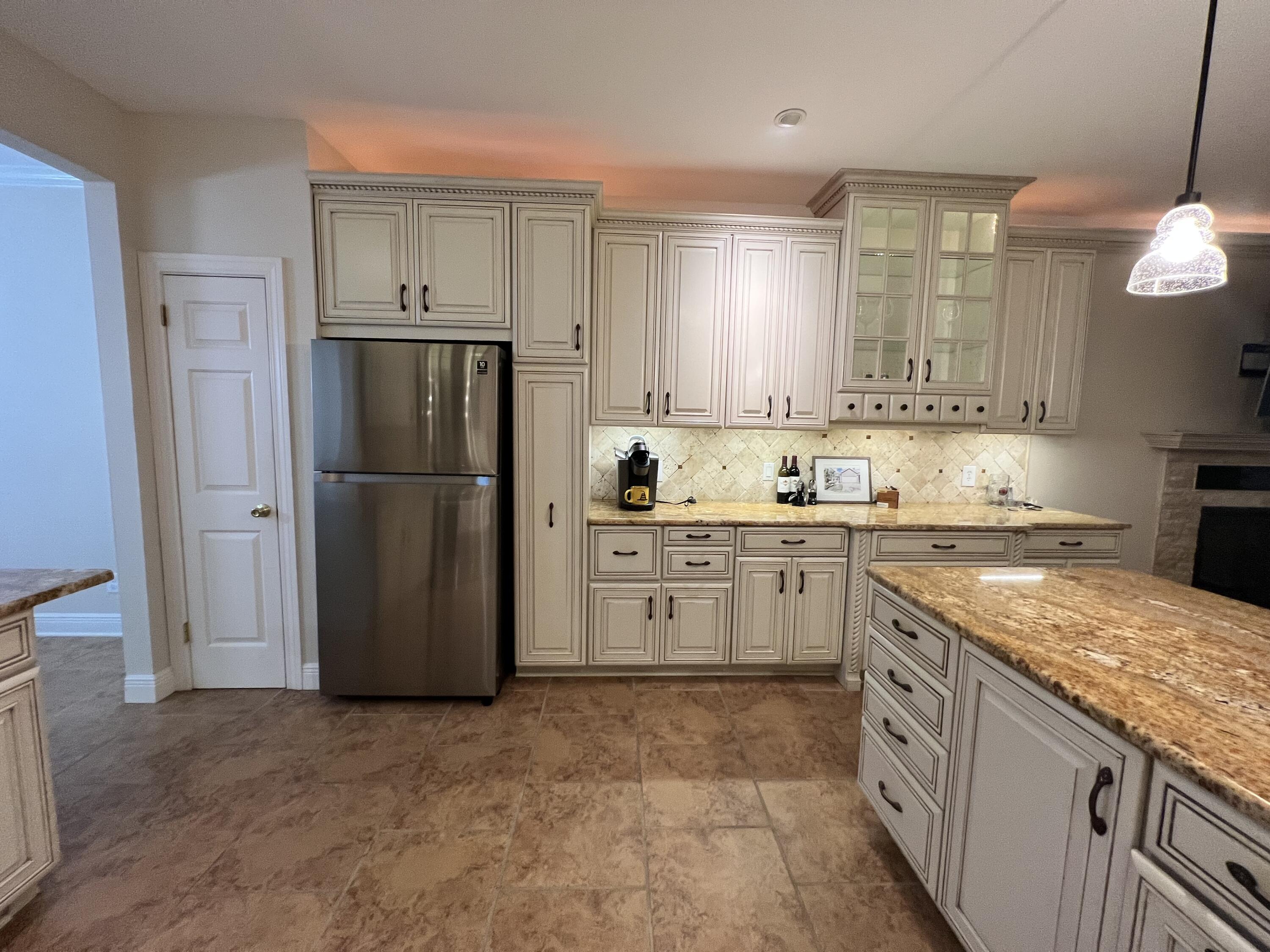 LIONSGATE - Residential