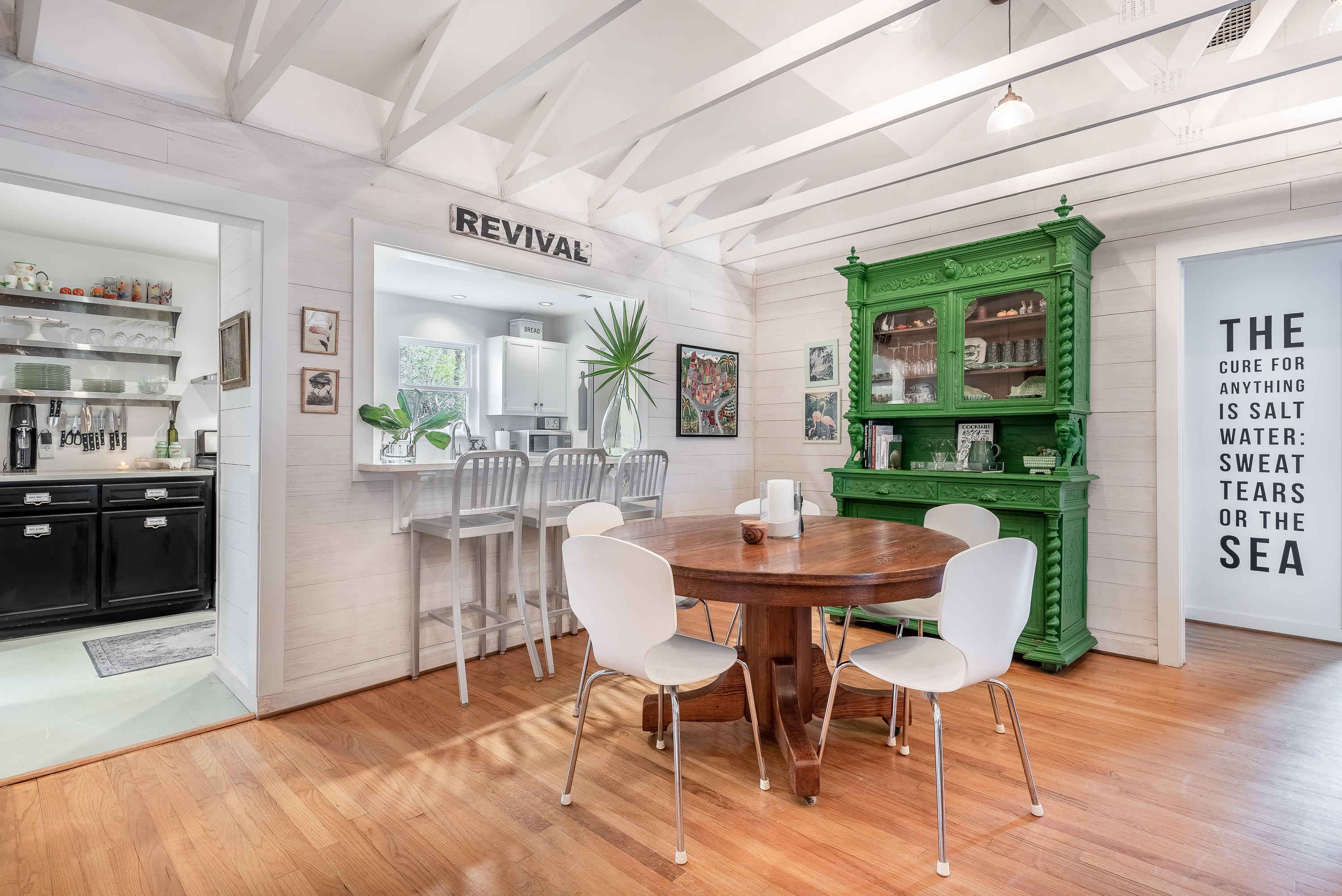 SEAGROVE VILLAGE 6TH ADD - Residential