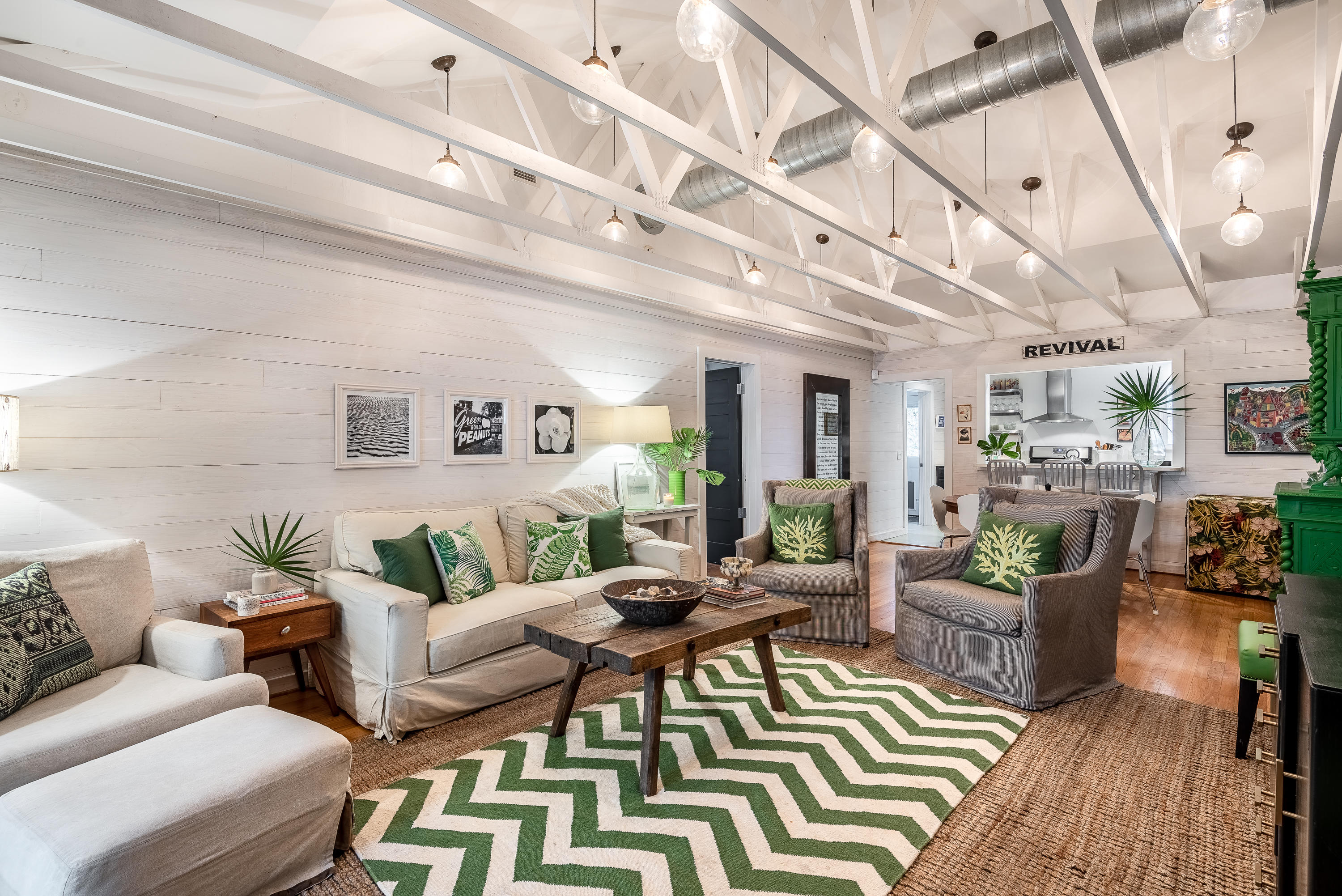 SEAGROVE VILLAGE 6TH ADD - Residential