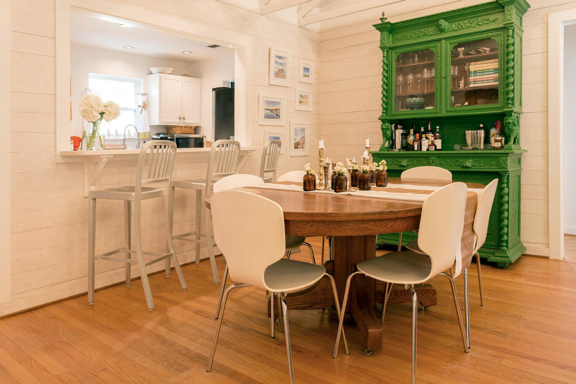 SEAGROVE VILLAGE 6TH ADD - Residential