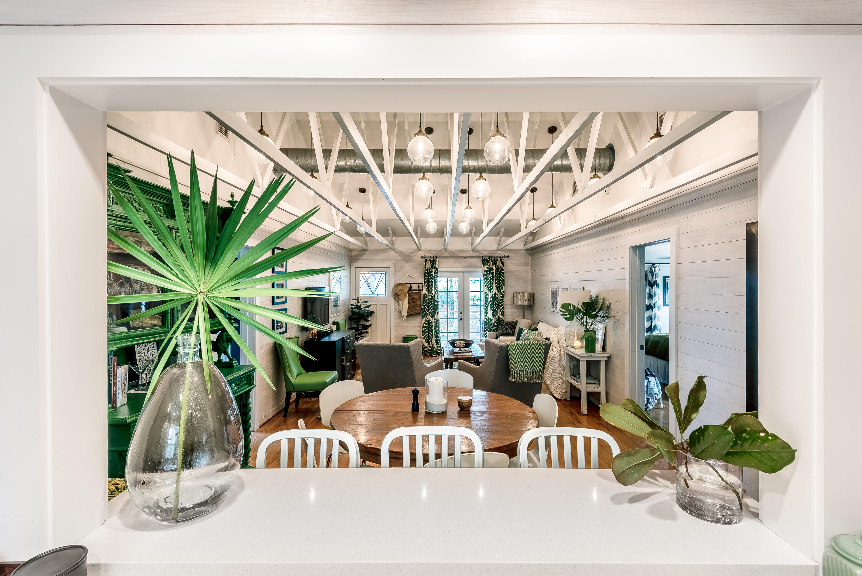 SEAGROVE VILLAGE 6TH ADD - Residential