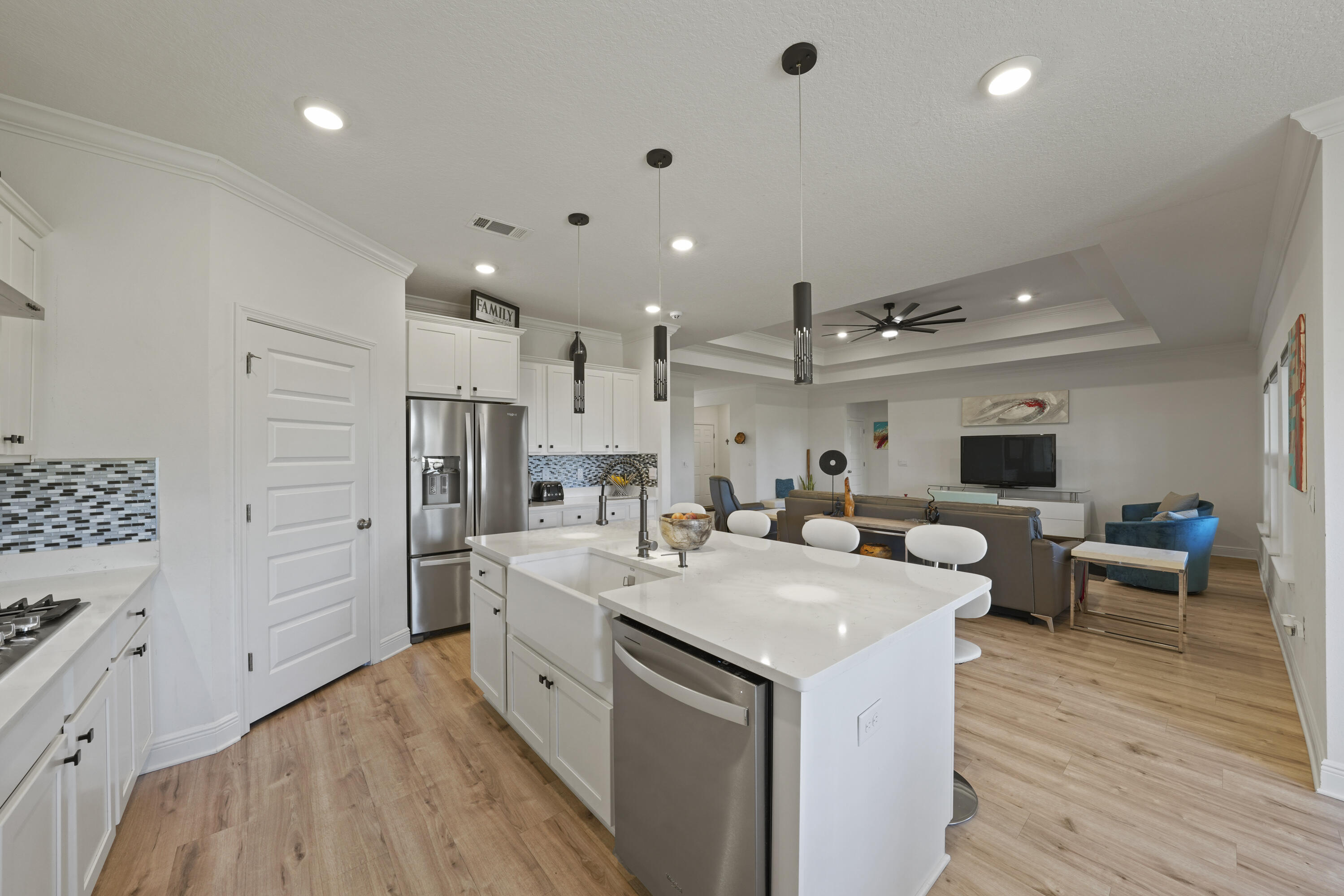 LAKEVIEW S/D - Residential