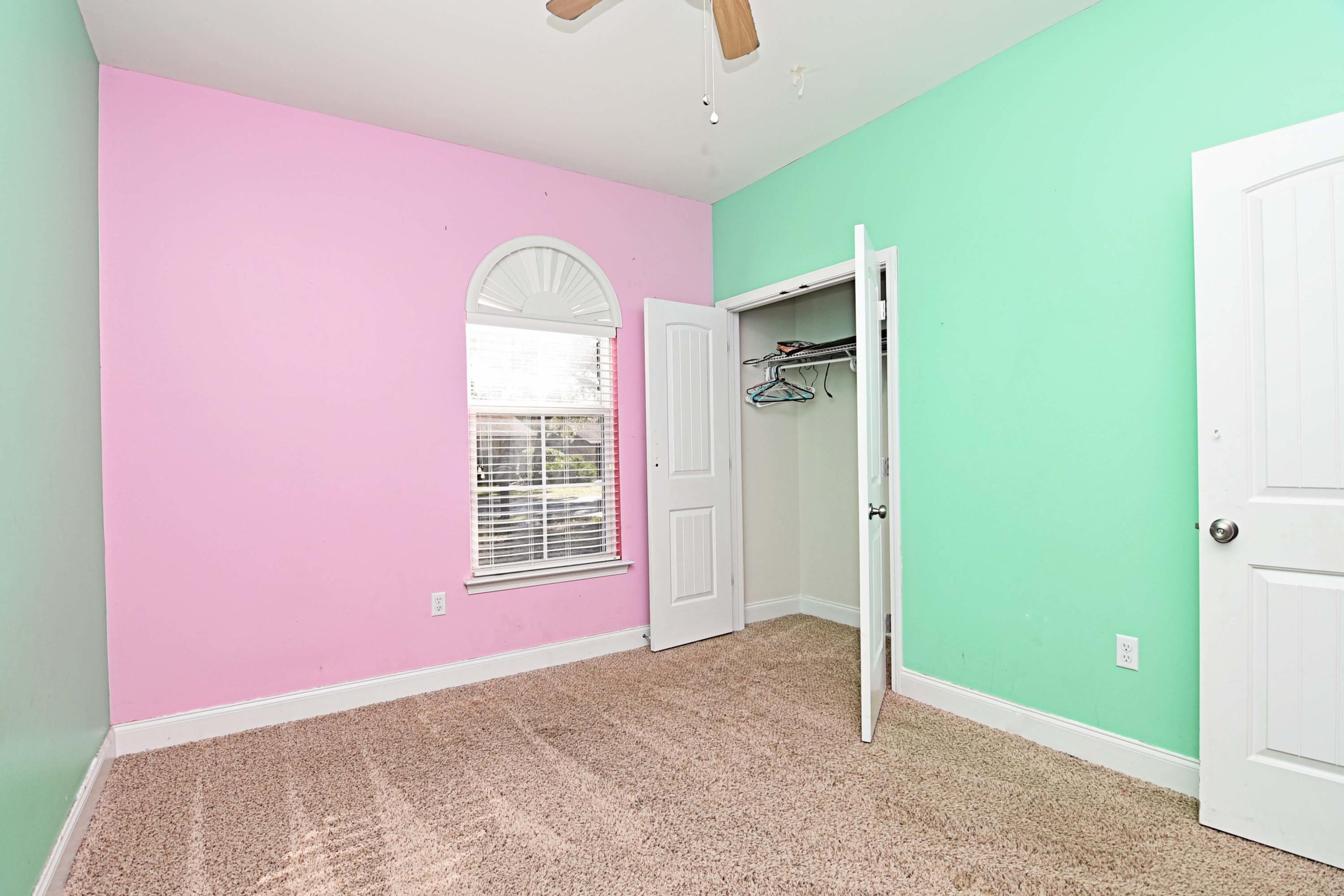 VALPARAISO PINECREST 2 - Residential