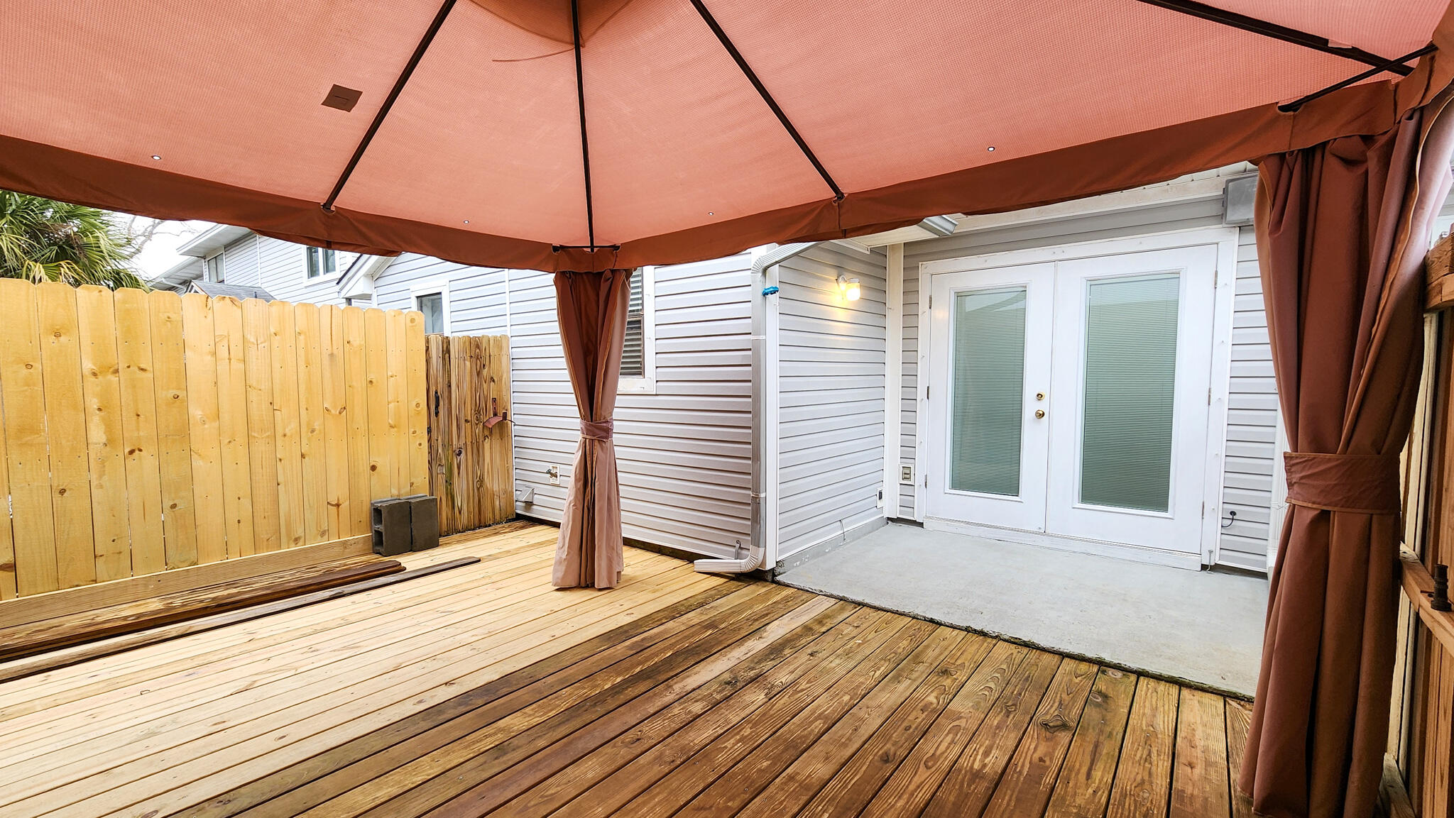 HARBOR T/H - Residential