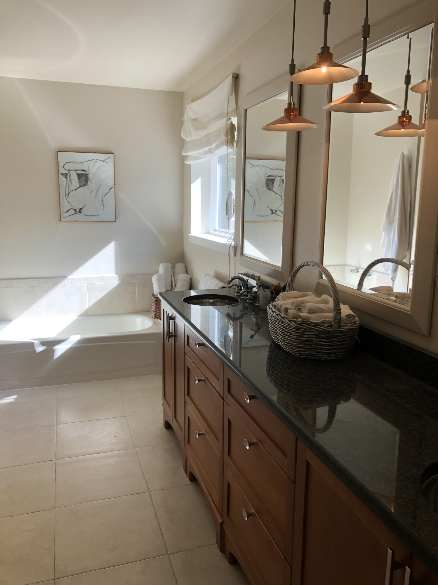 WHISPER BAY - Residential