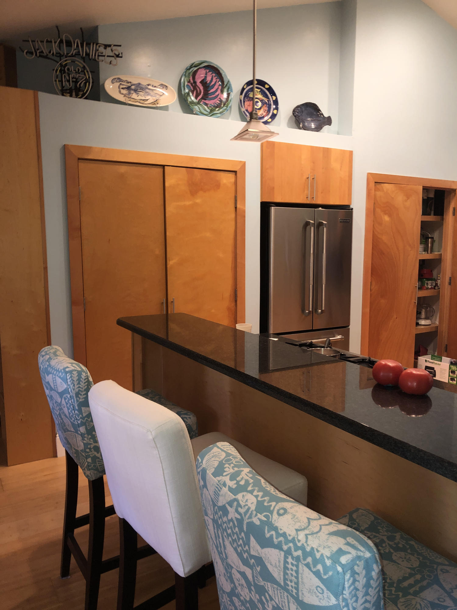 WHISPER BAY - Residential