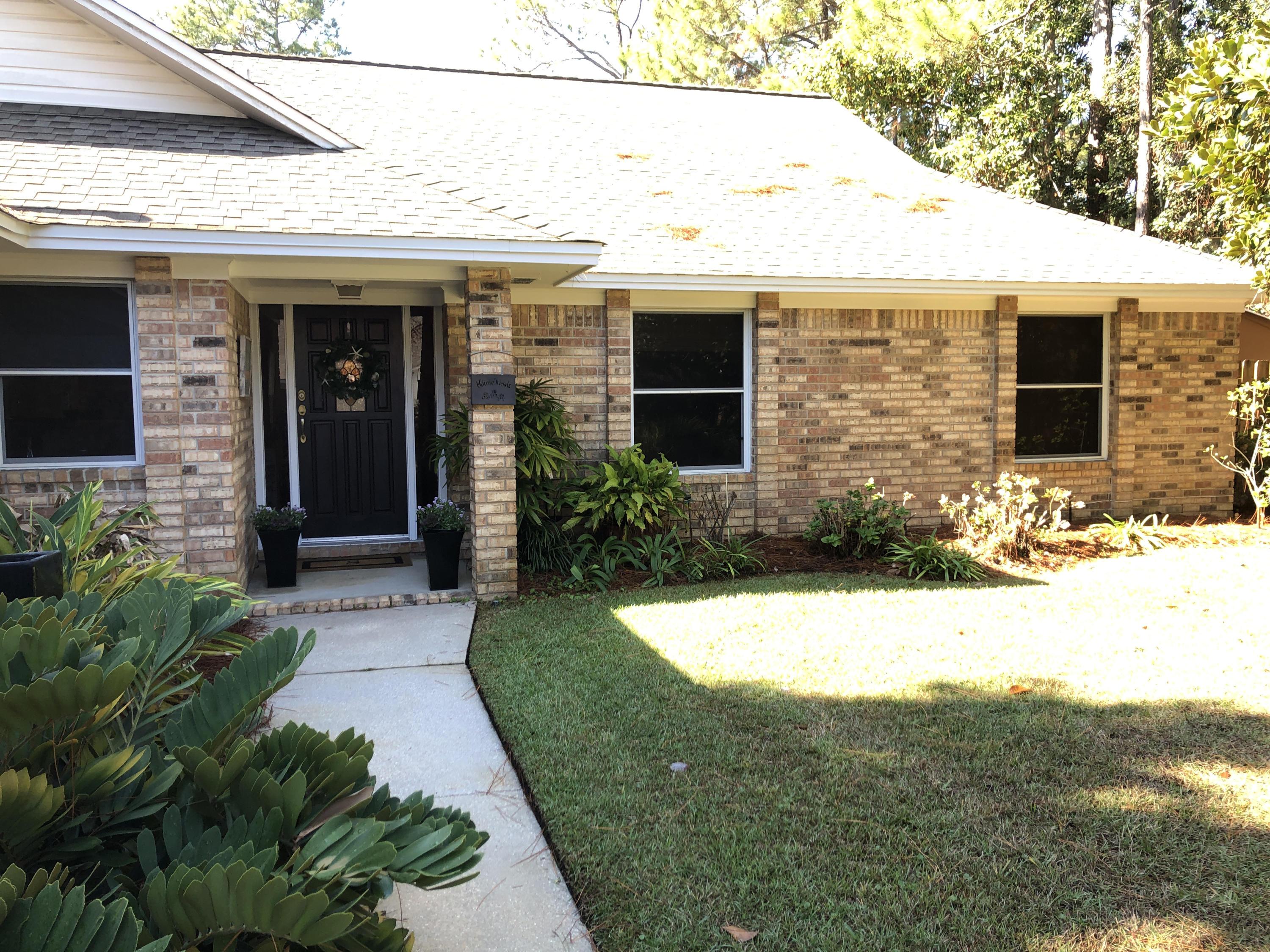 WHISPER BAY - Residential