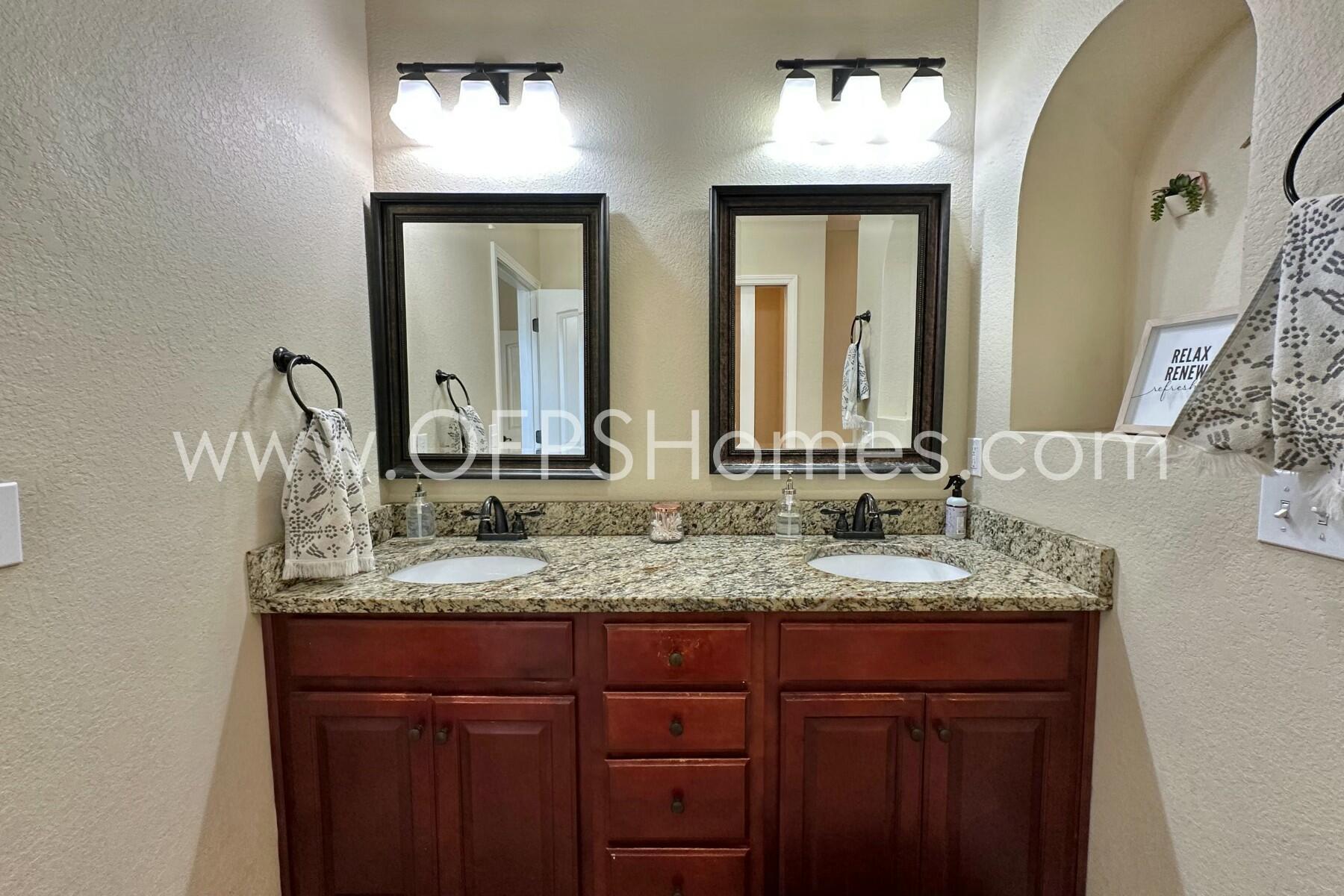 DUGGAN POND ESTATES - Residential Lease