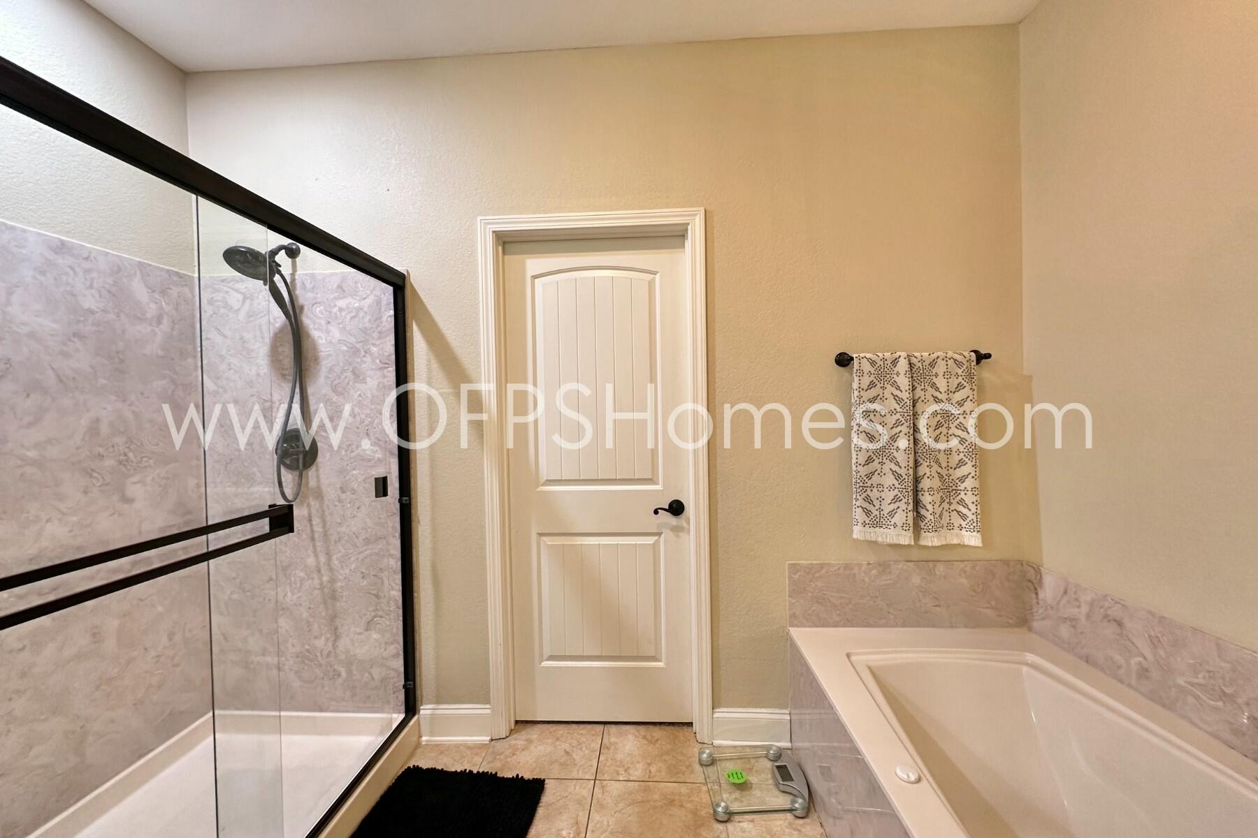 DUGGAN POND ESTATES - Residential Lease